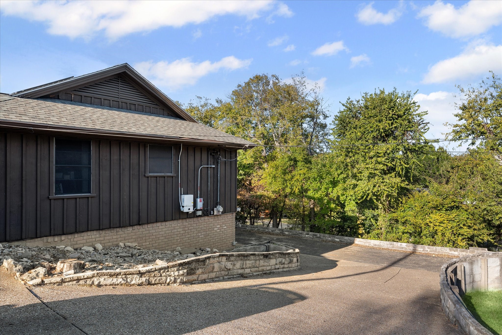 837 White Oak Drive