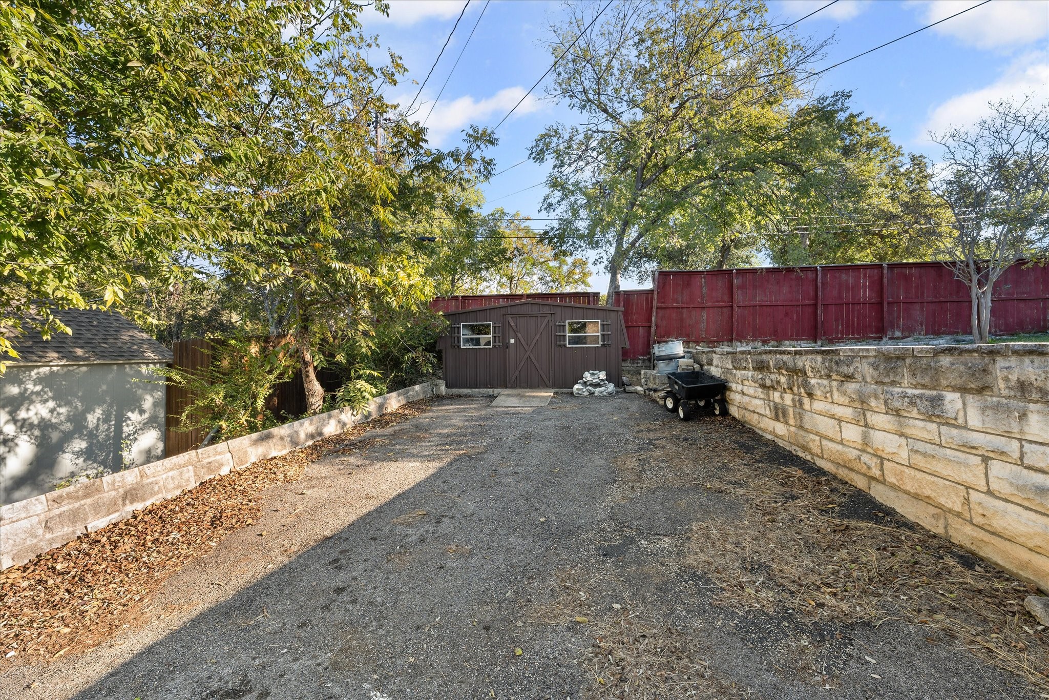 837 White Oak Drive