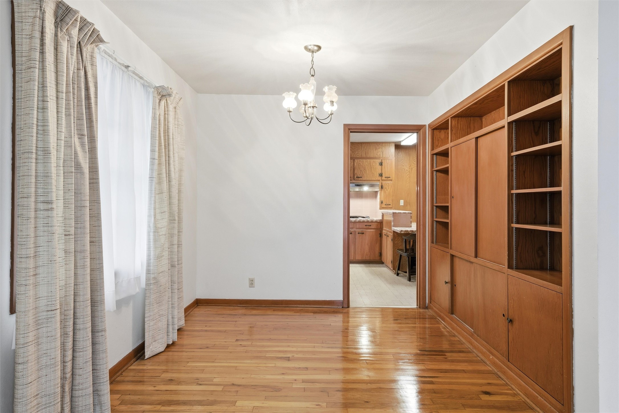 511 S Harrison Street