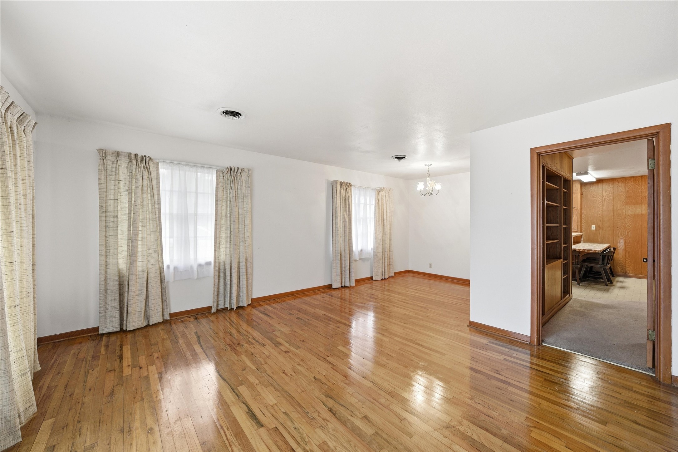 511 S Harrison Street