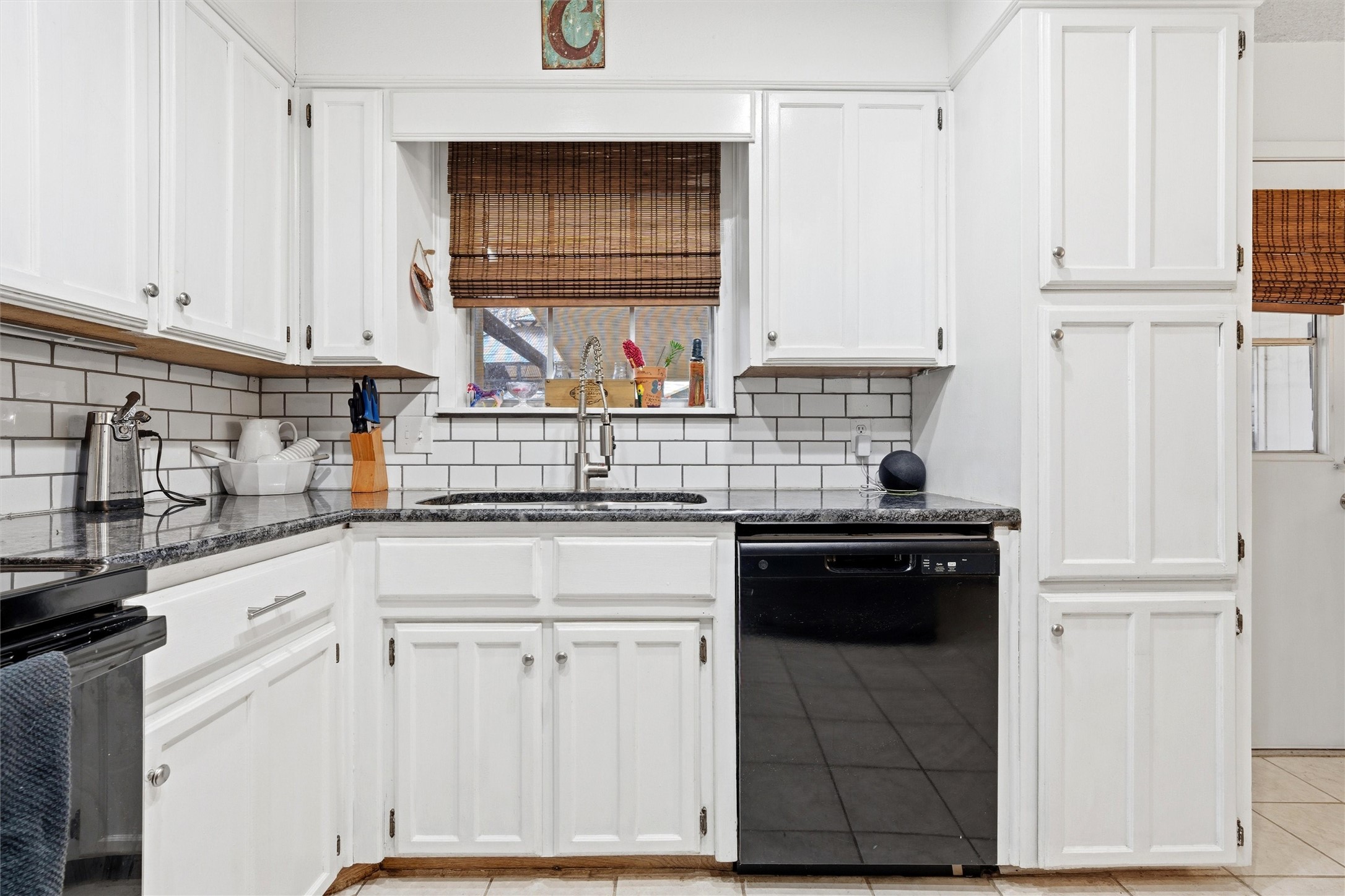 109 E Moonlight Drive