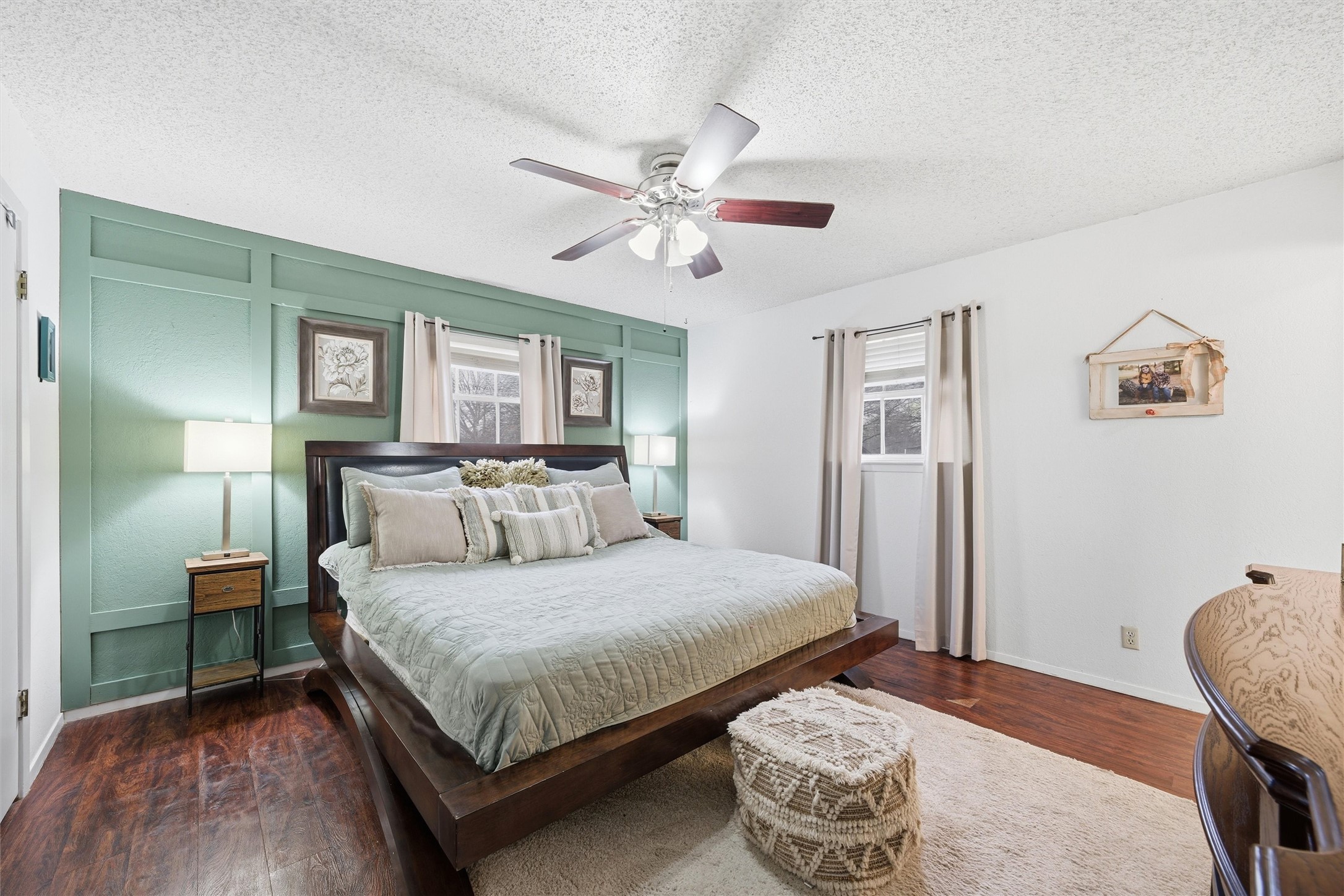 109 E Moonlight Drive