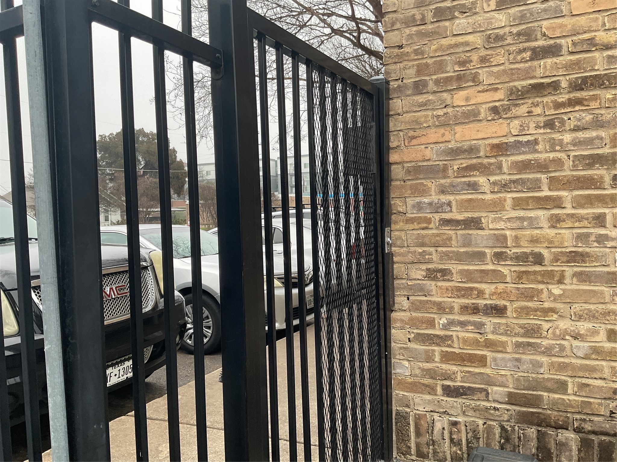 1214 Baylor Avenue 105