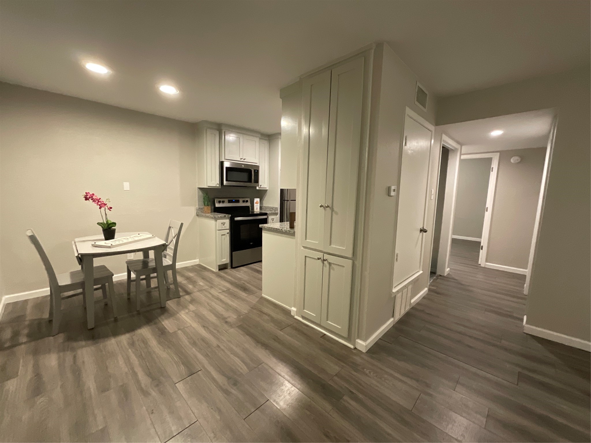 1214 Baylor Avenue 105