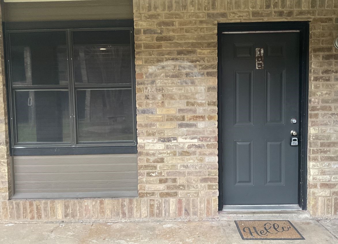 1214 Baylor Avenue 105