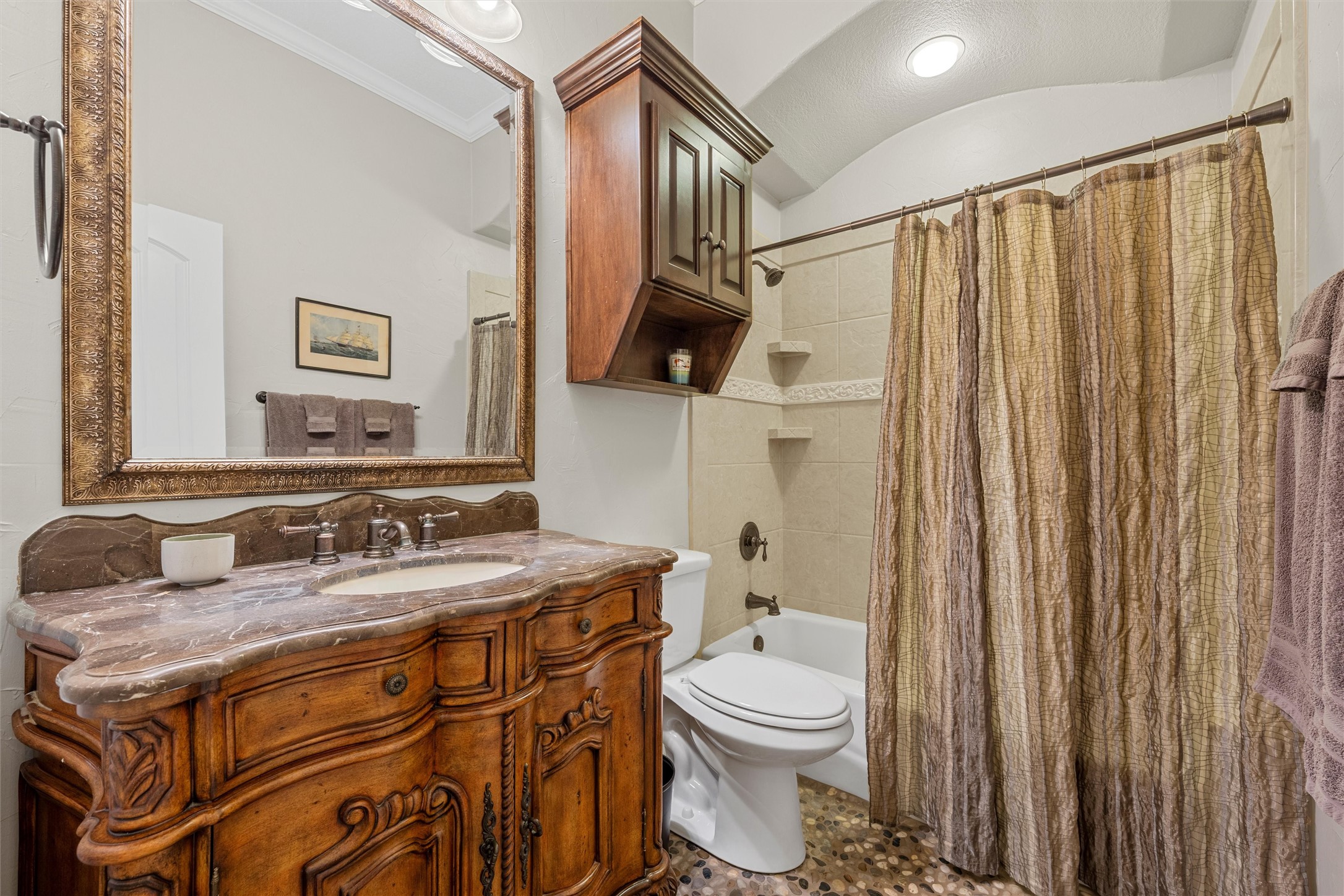 380 N Quail Run Drive