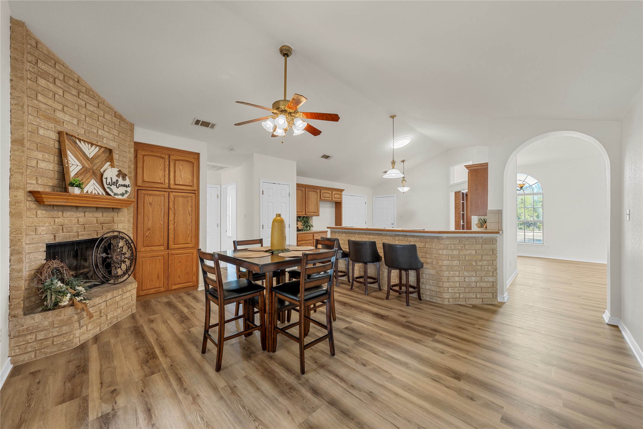 1392 Spanish Oak Trail