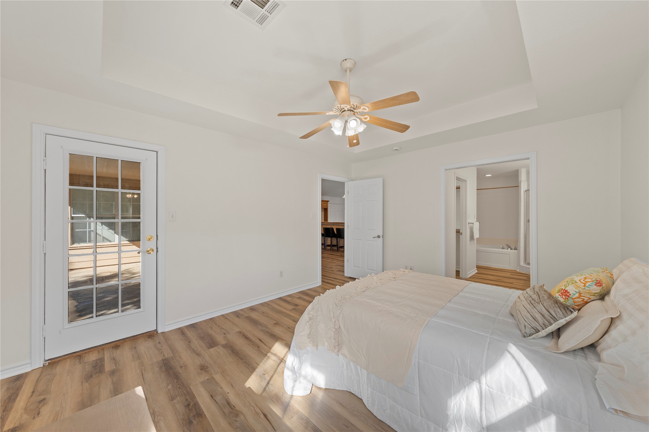 1392 Spanish Oak Trail