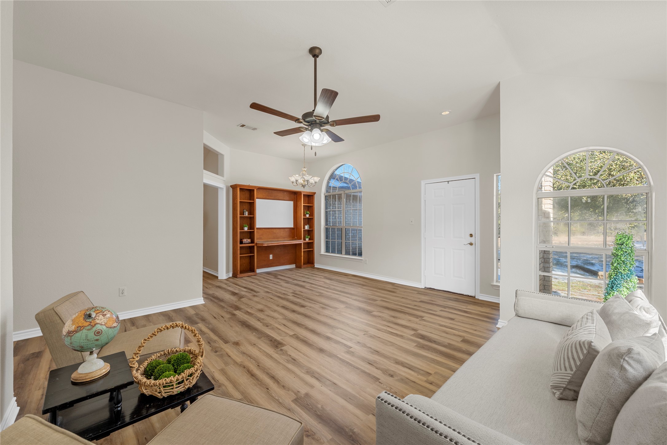 1392 Spanish Oak Trail