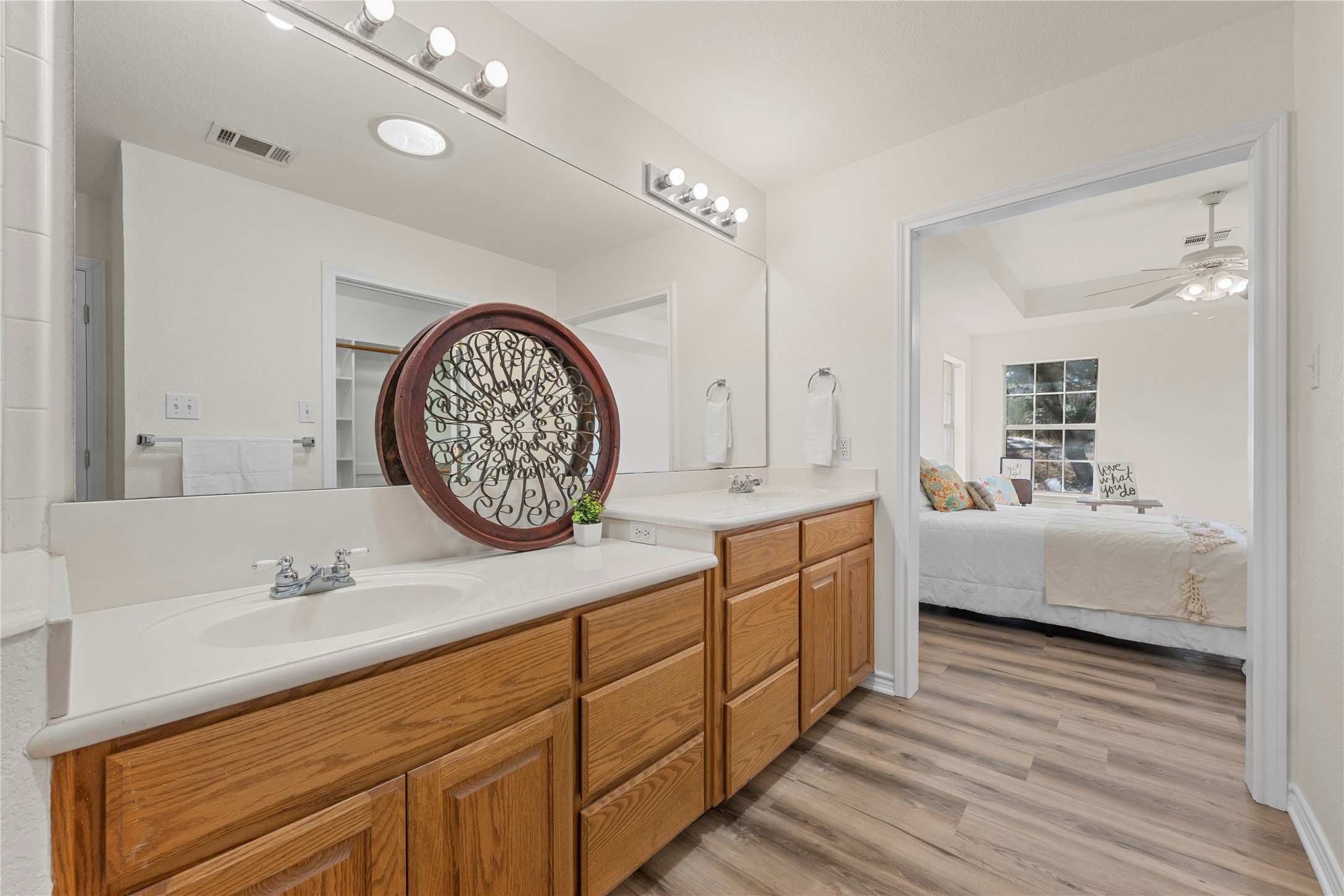 1392 Spanish Oak Trail