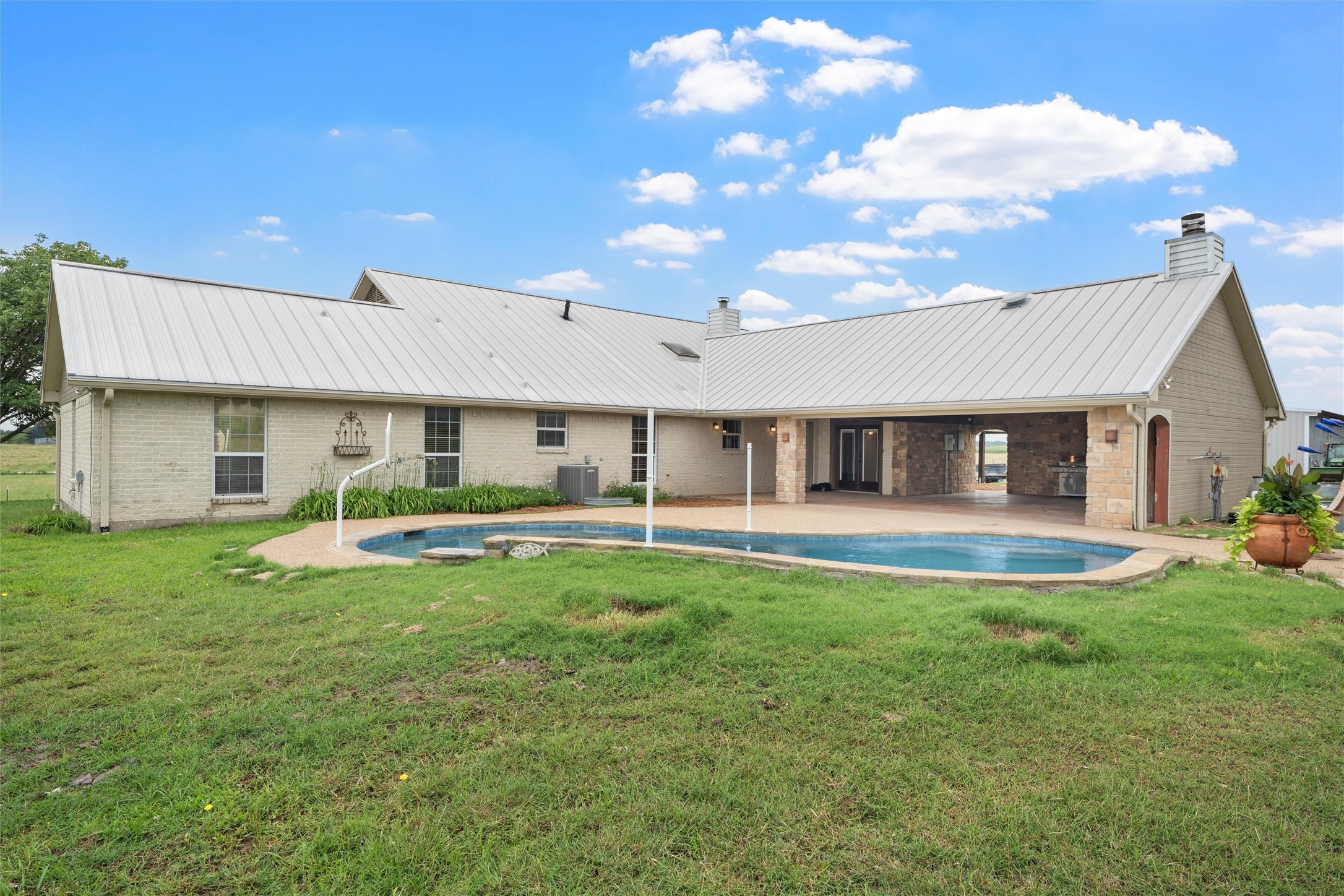 3057 Holy Road
