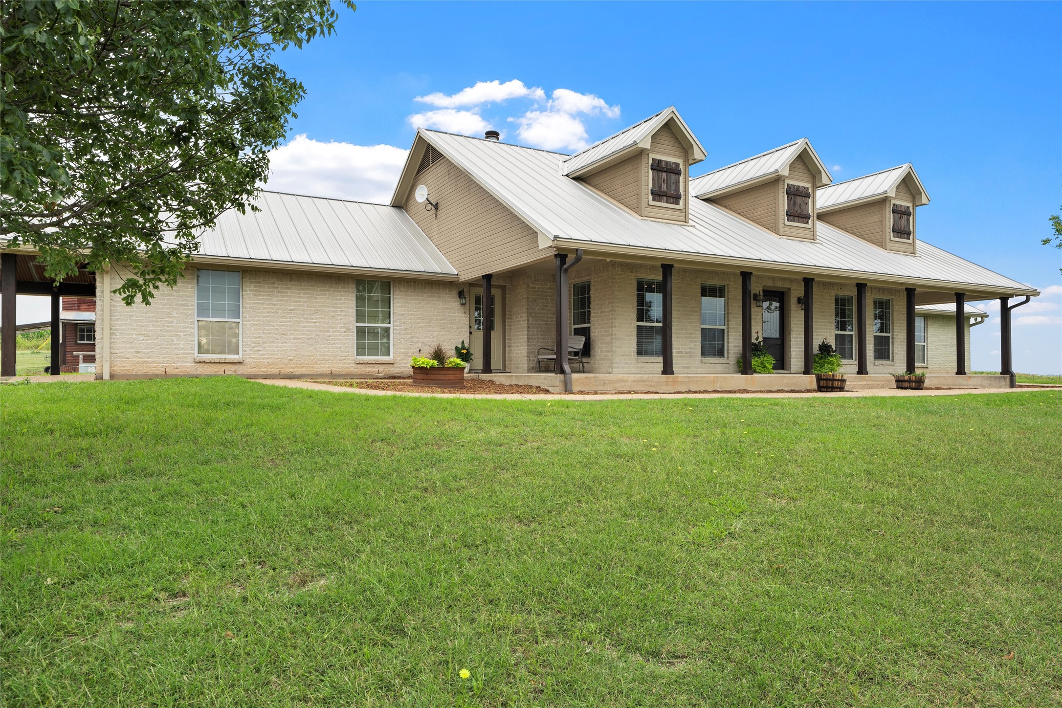 3057 Holy Road