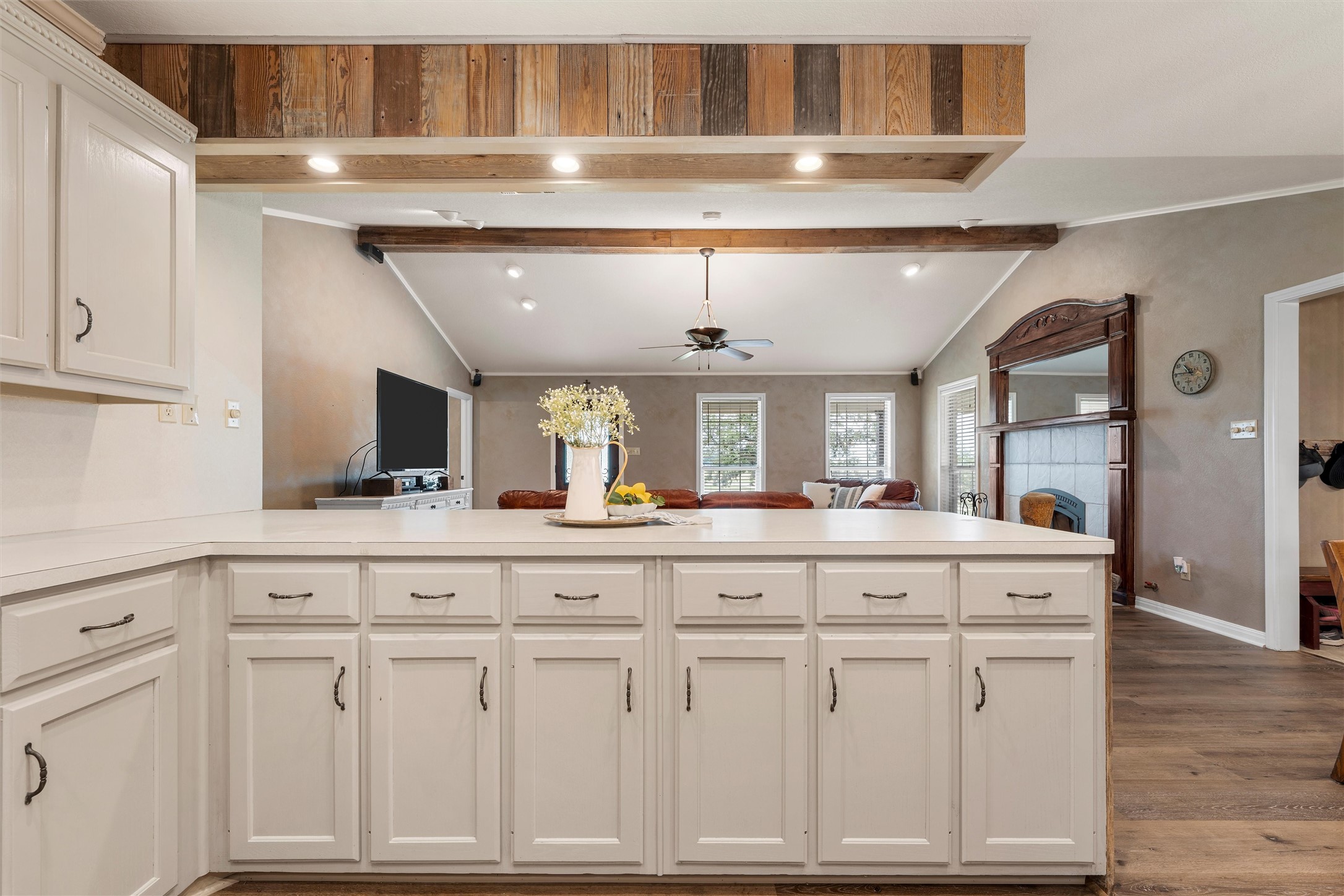 3057 Holy Road