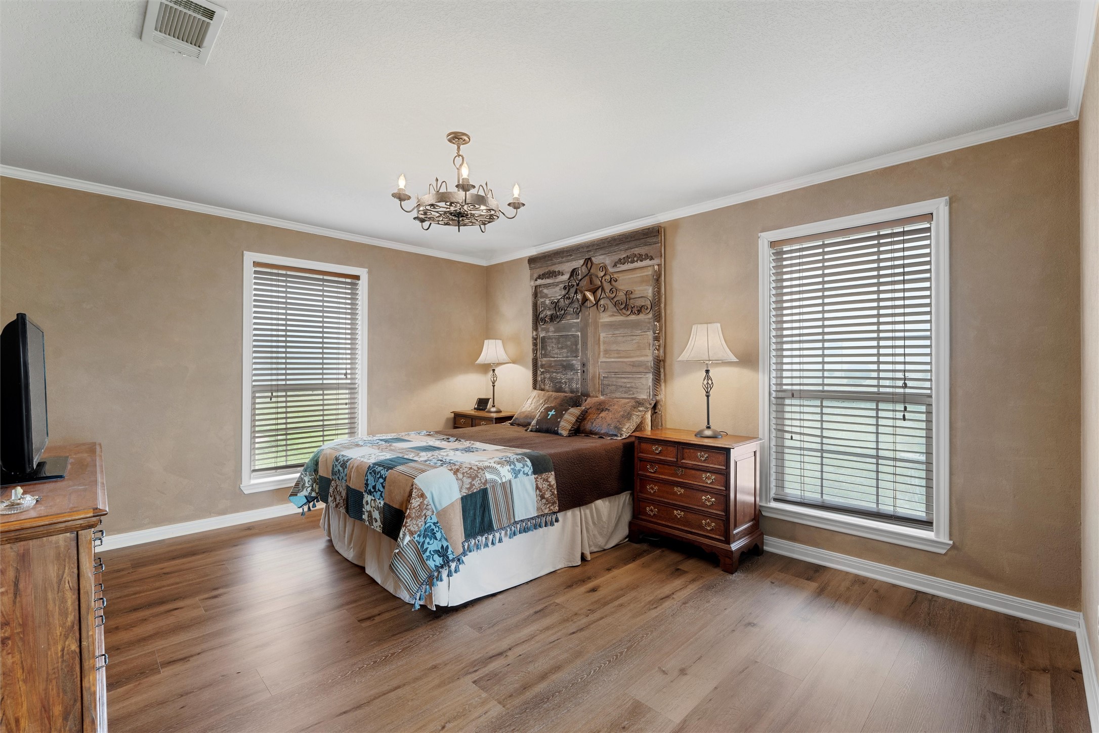 3057 Holy Road
