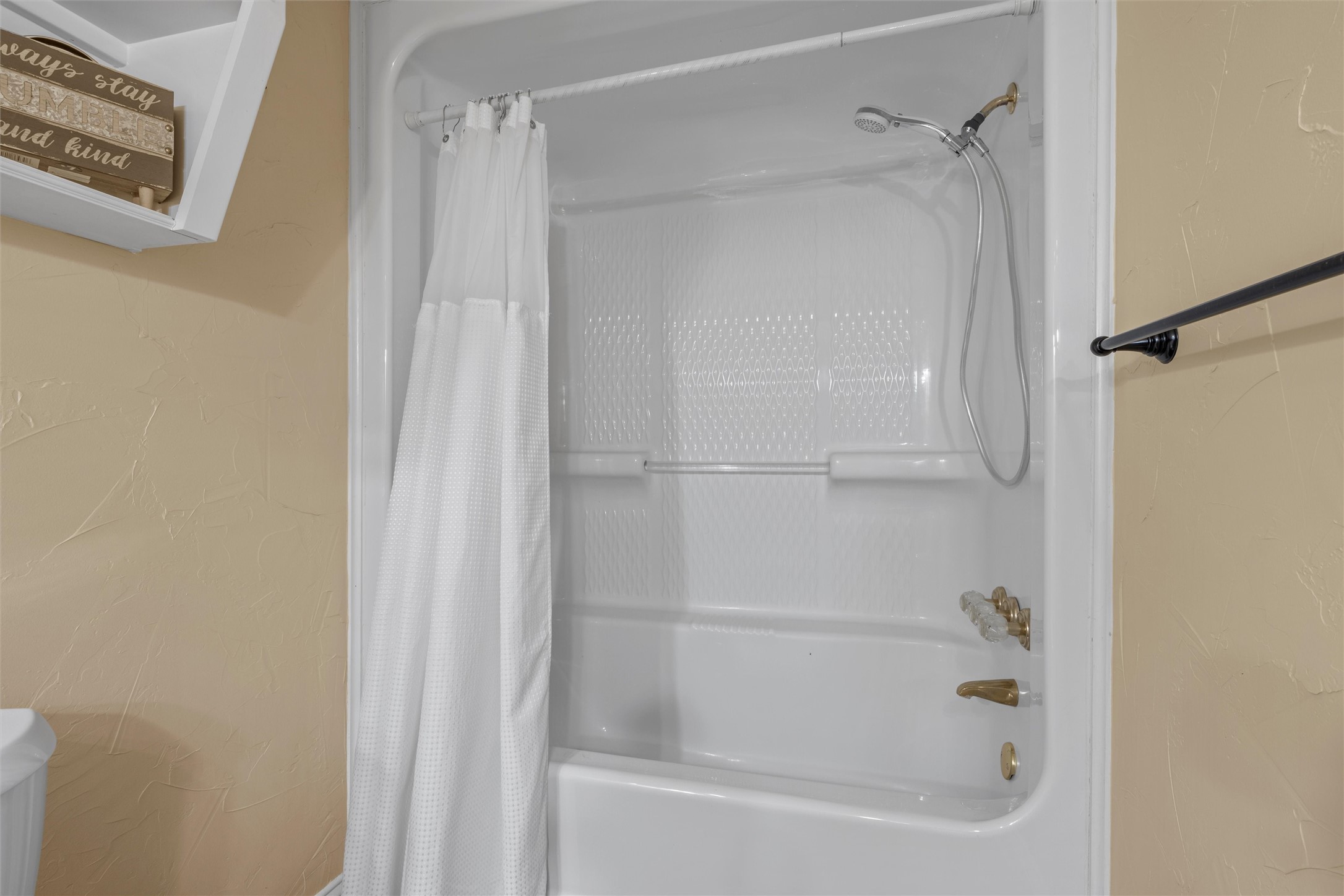 37007 Woodacre Drive