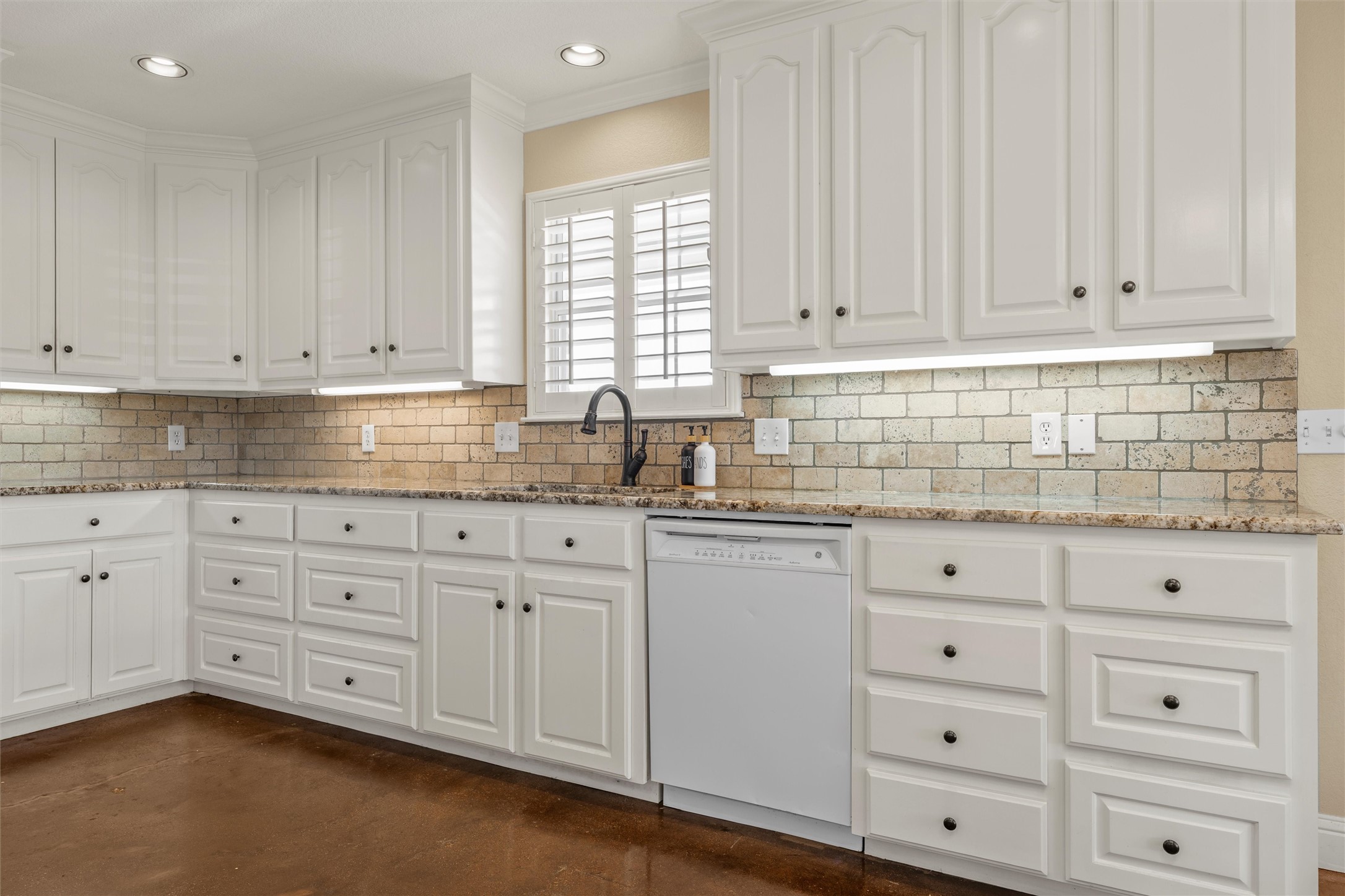 37007 Woodacre Drive