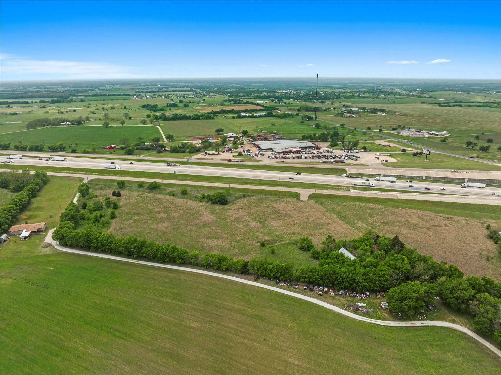 20694 N Interstate 35