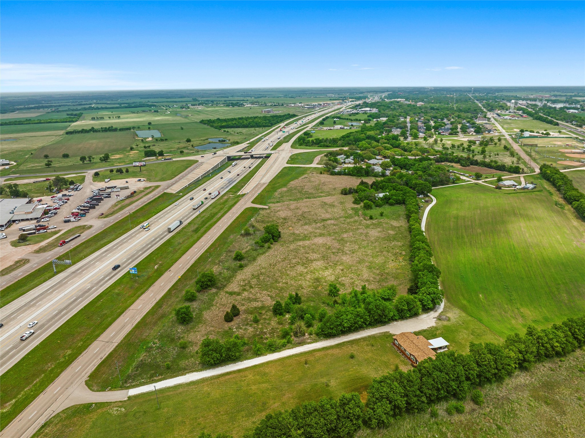 20694 N Interstate 35