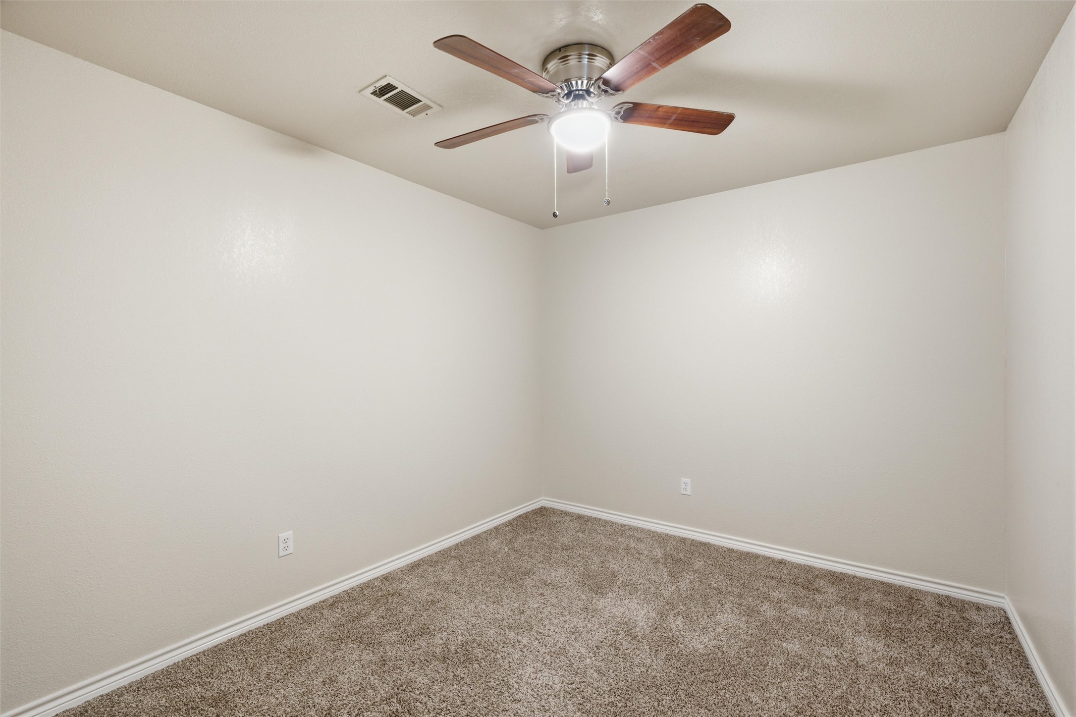 1211 Overlook Court