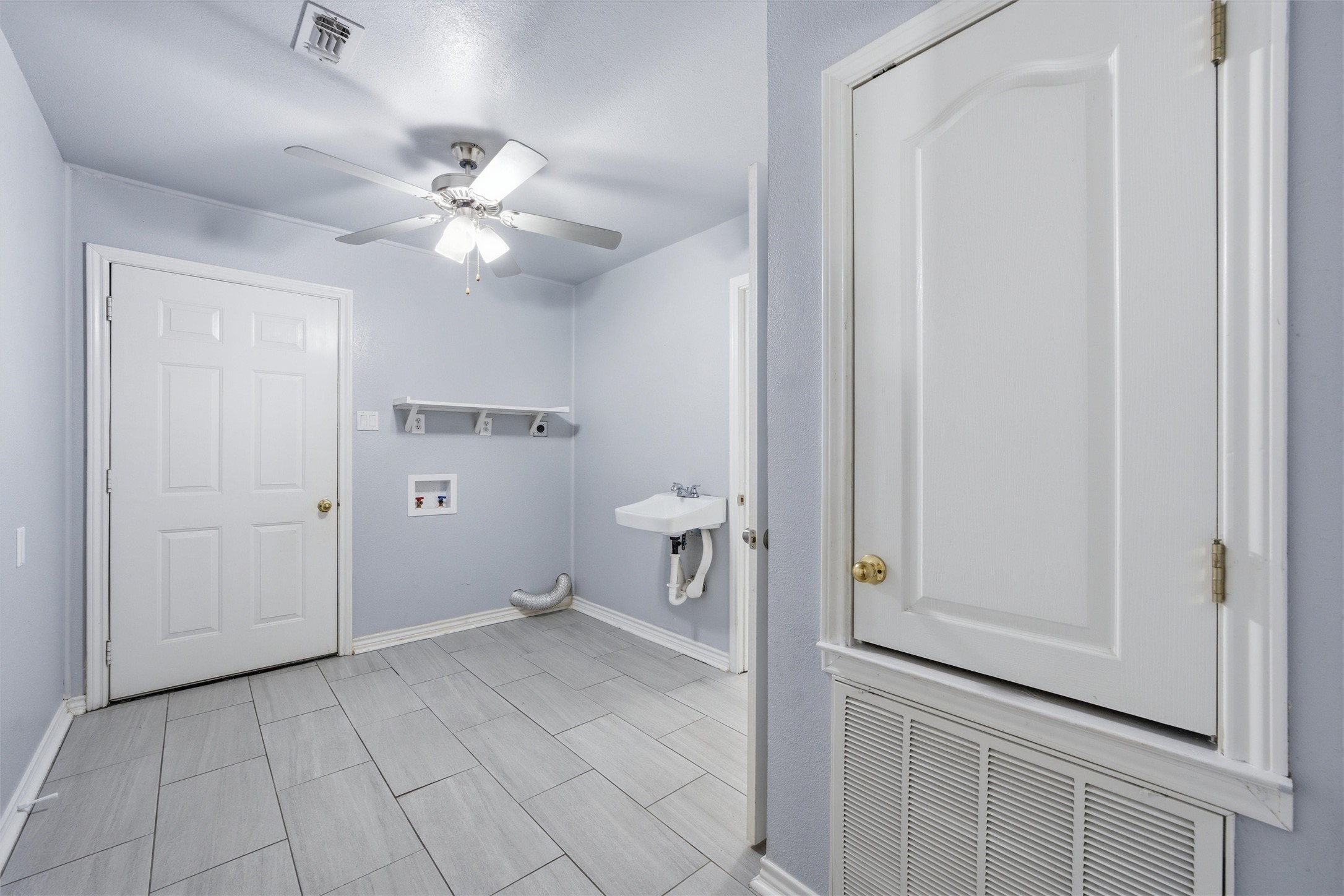 1211 Overlook Court