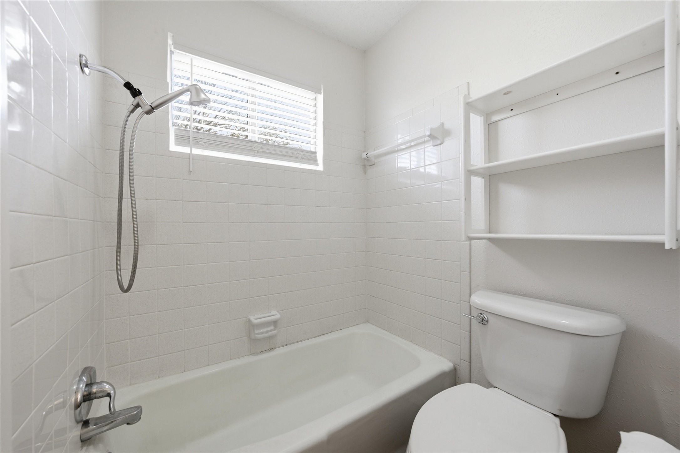 416 E Johnson Street