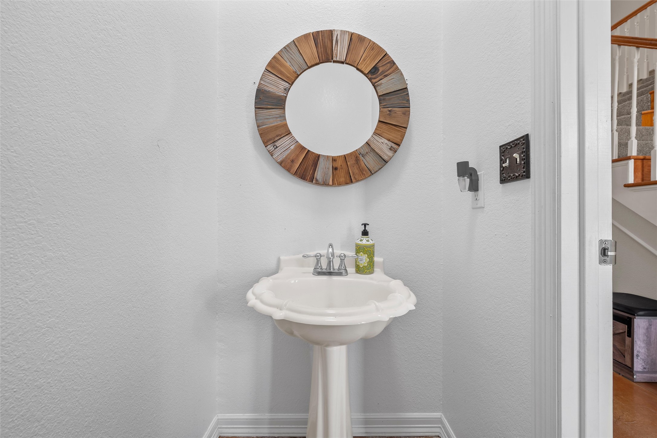 275 N Quail Run Drive