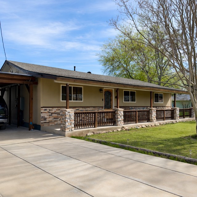 334 Live Oak Loop