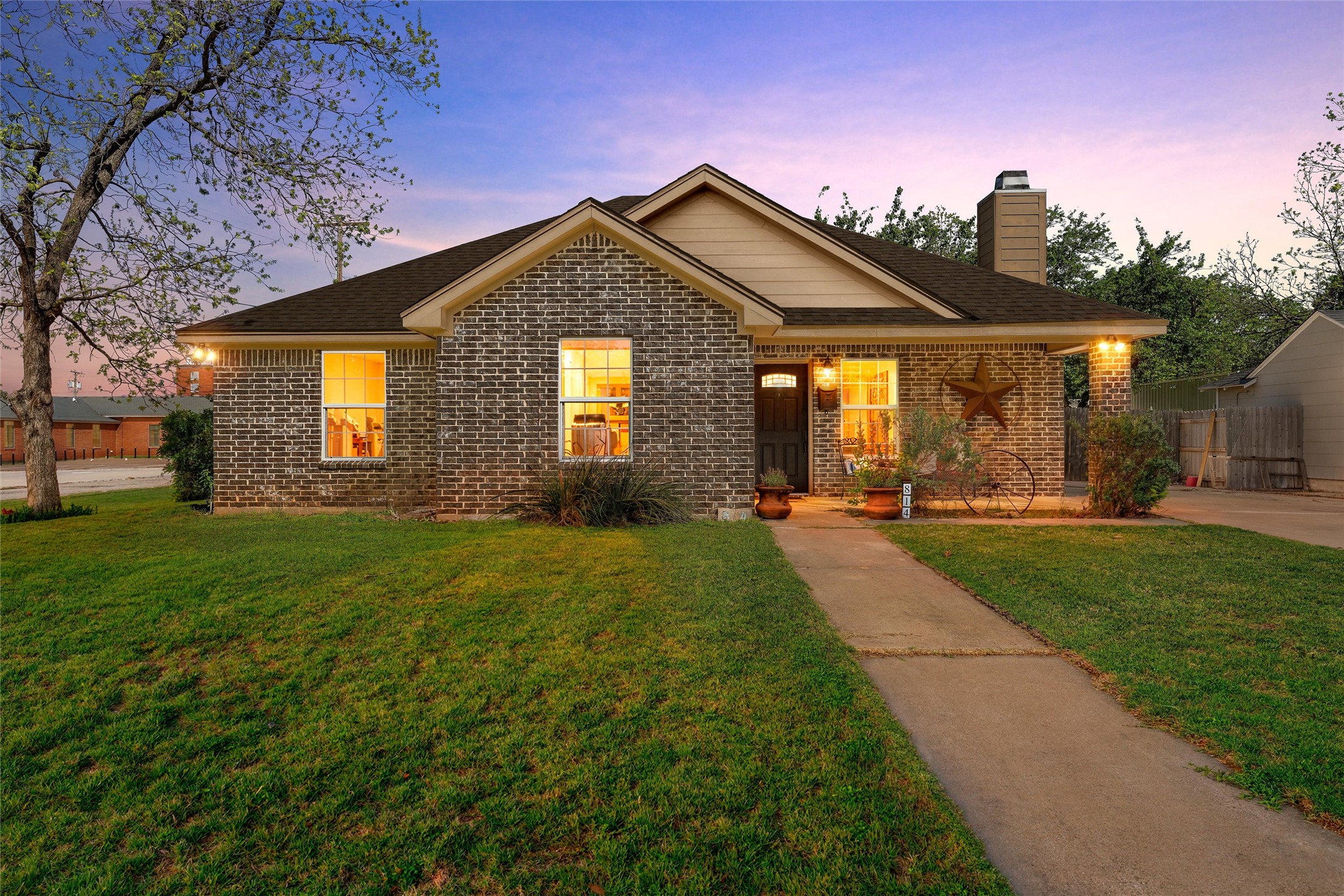 814 N Harrison Street