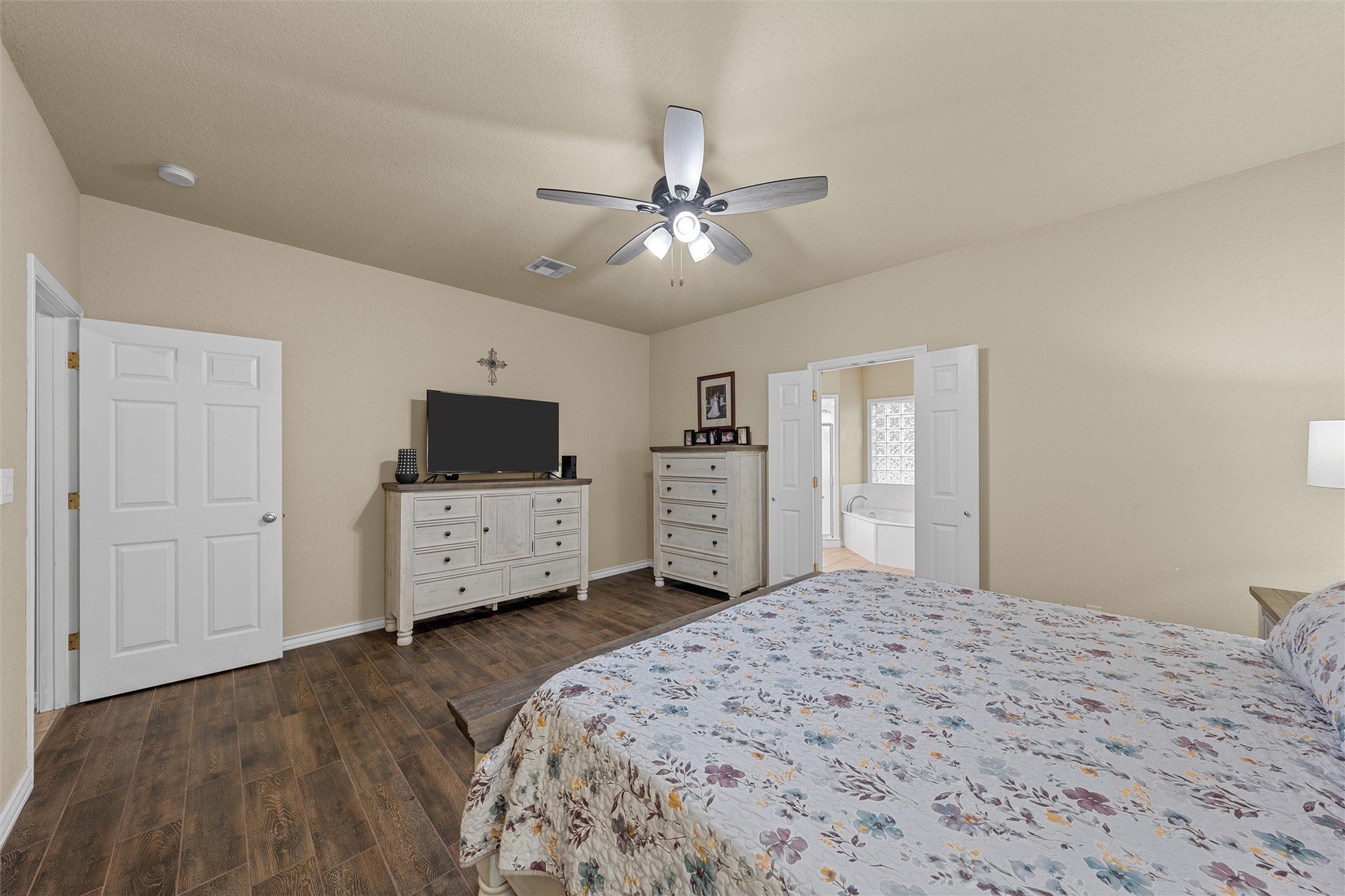 330 N Quail Run Drive