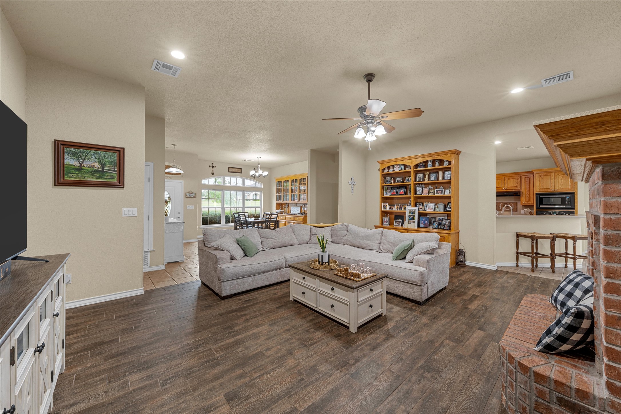 330 N Quail Run Drive