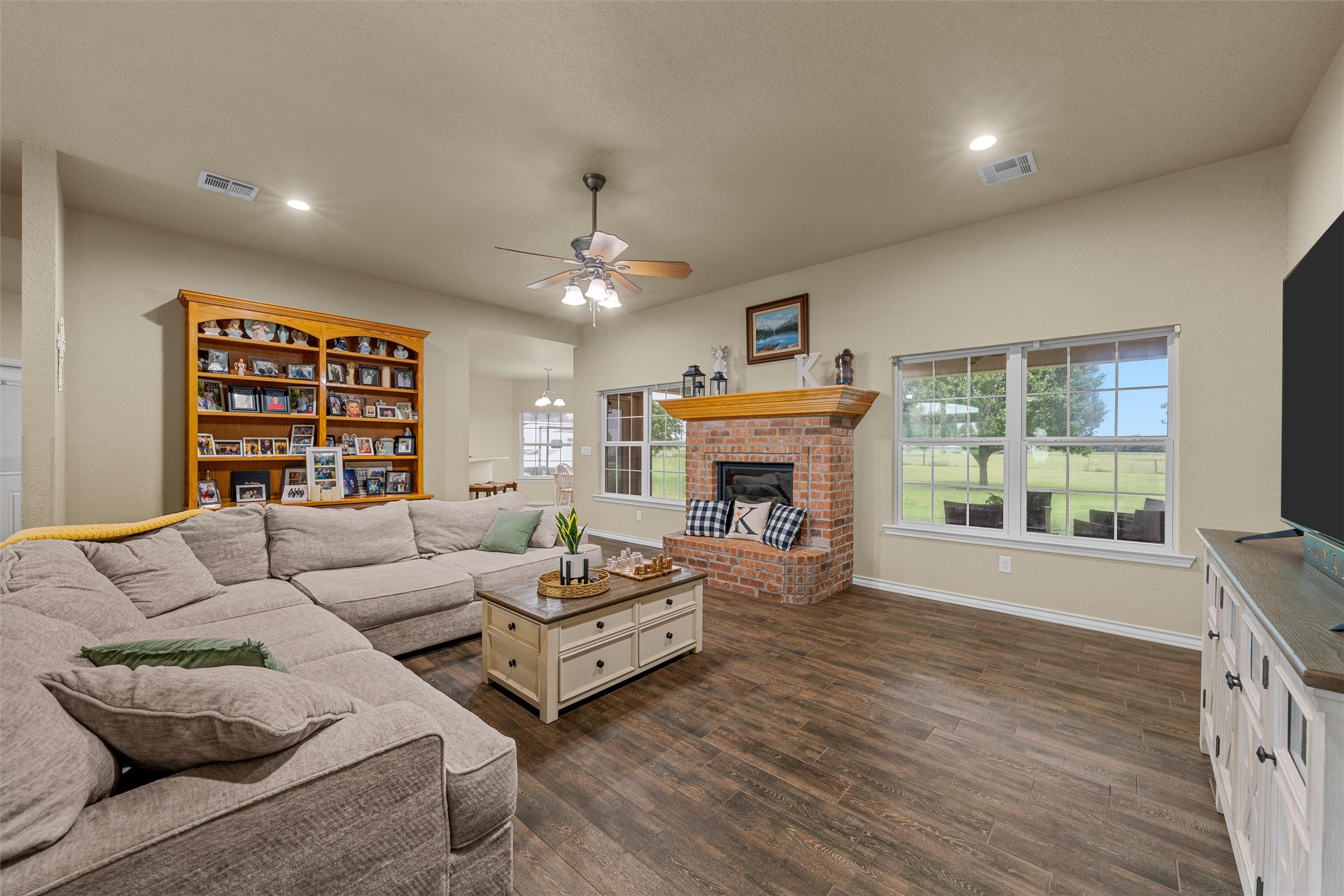 330 N Quail Run Drive