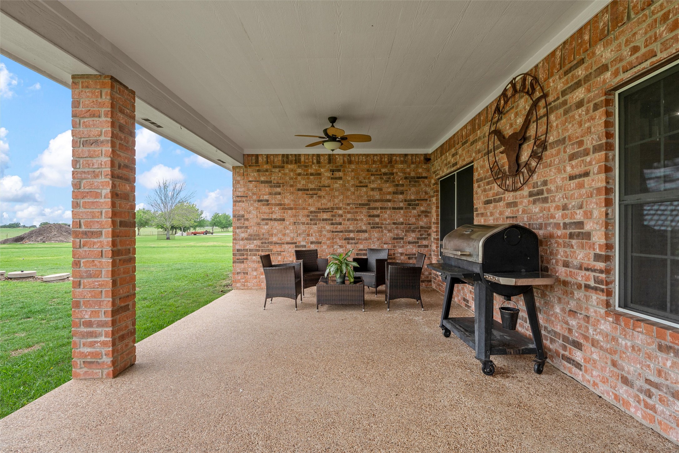 330 N Quail Run Drive