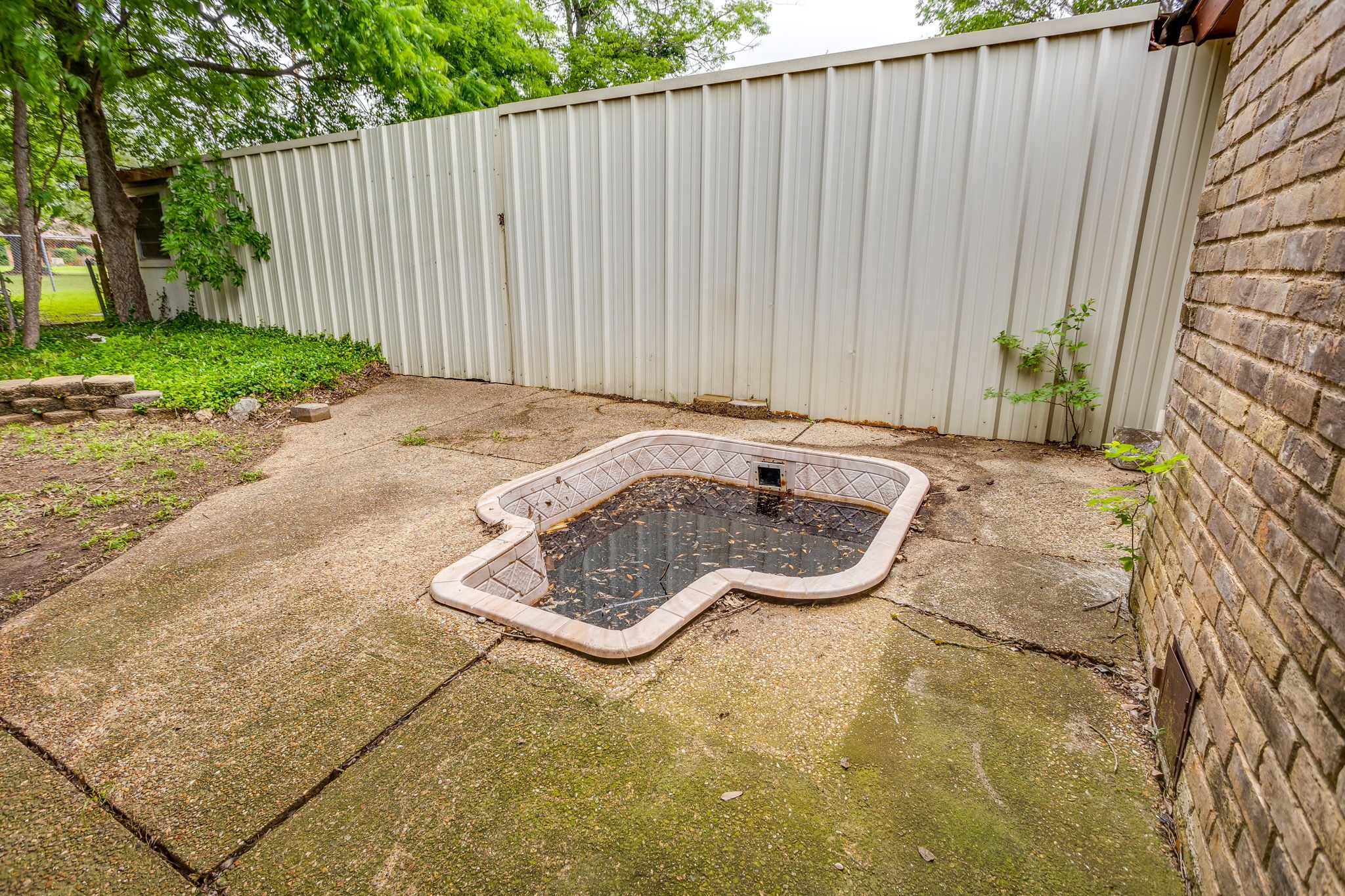 116 N Old Temple Road