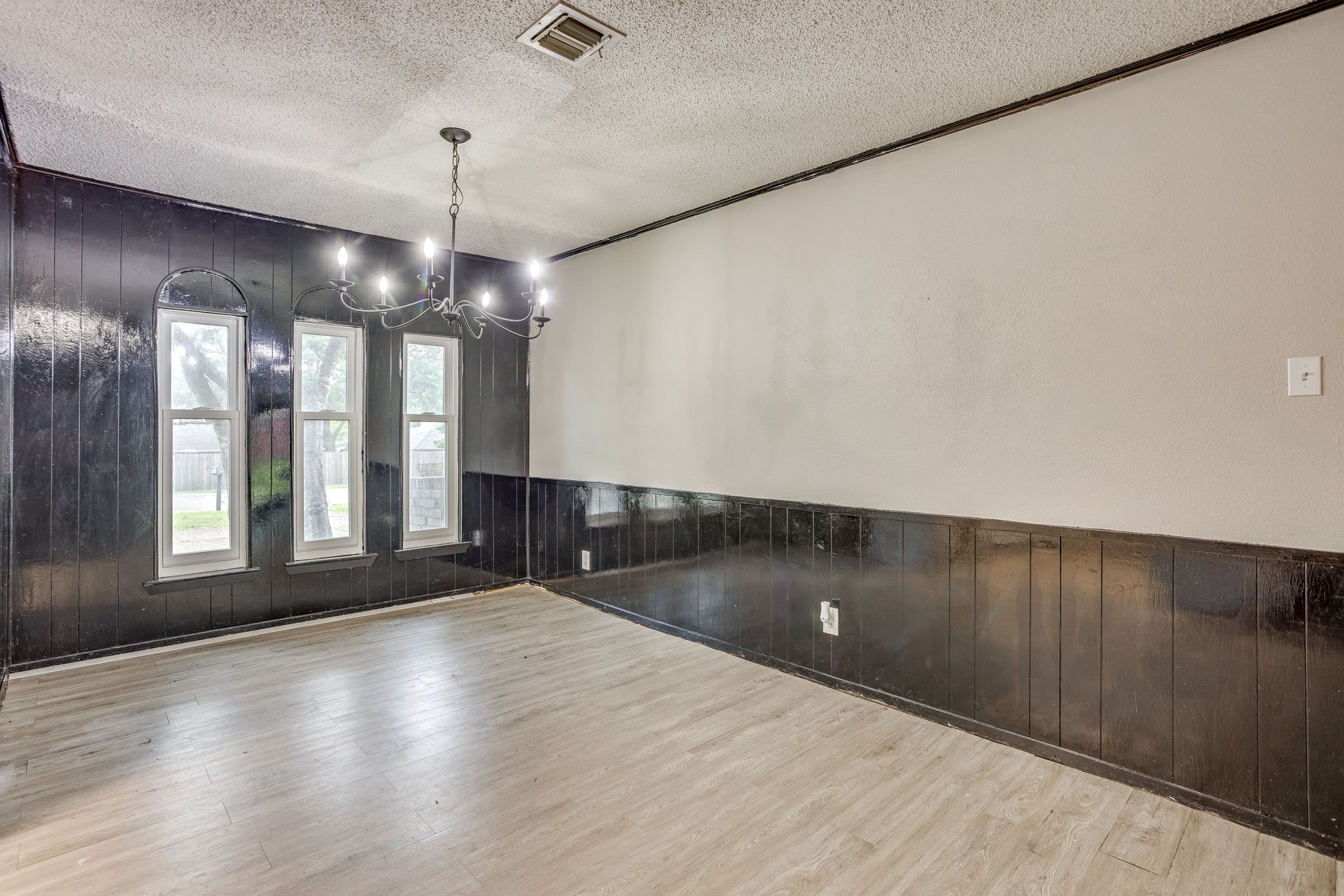 116 N Old Temple Road