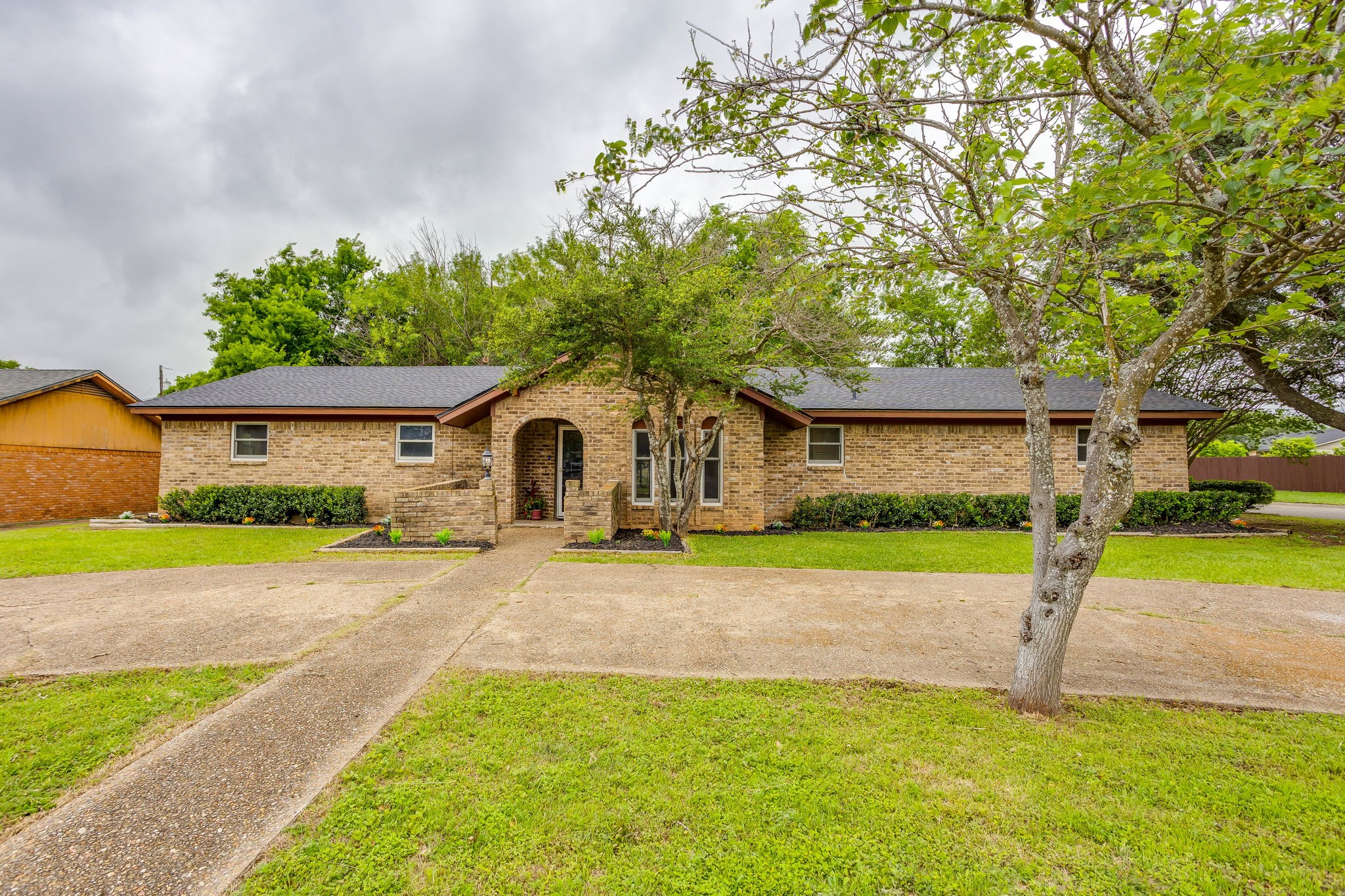 116 N Old Temple Road