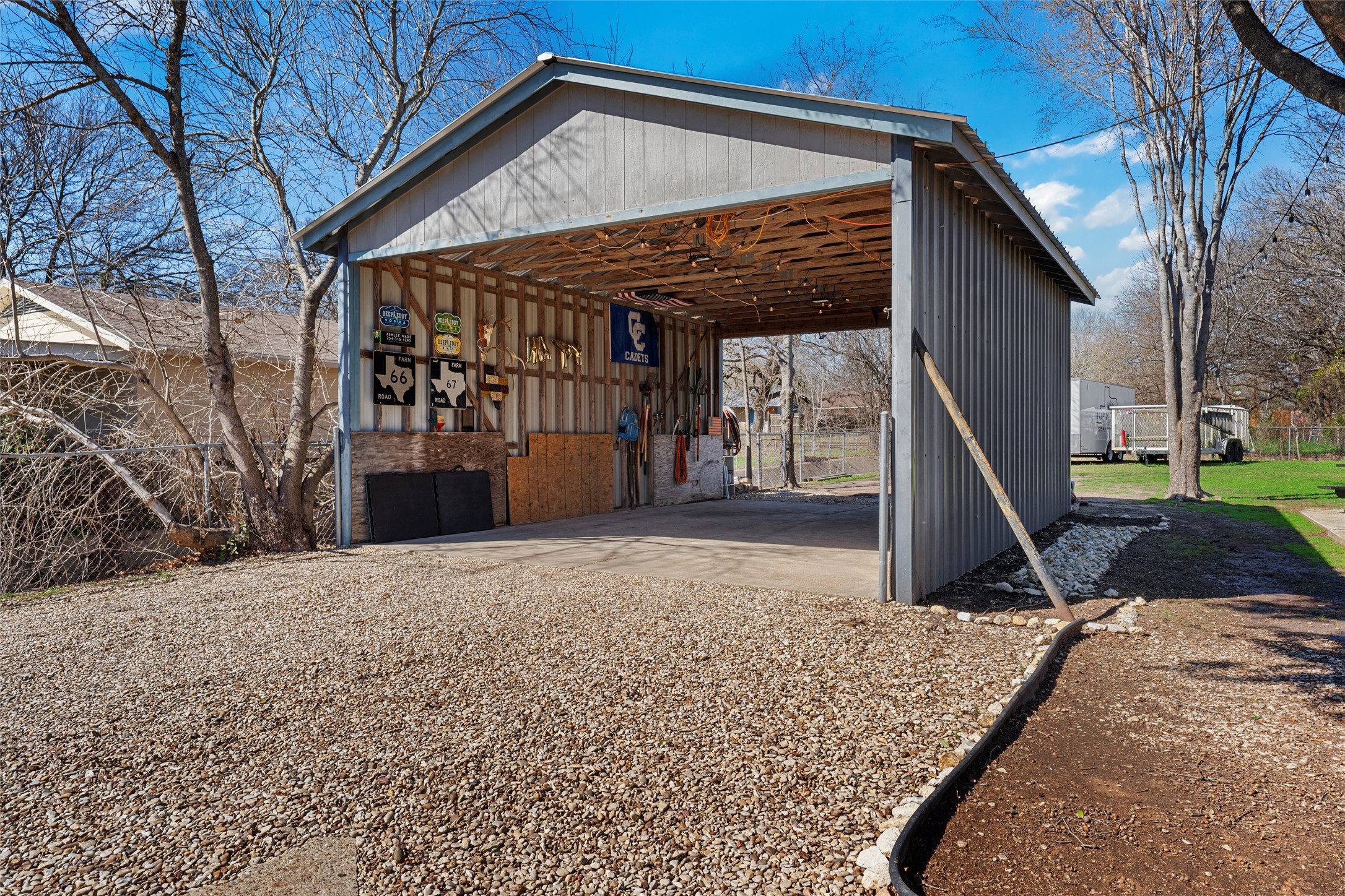 216 Avenue I
