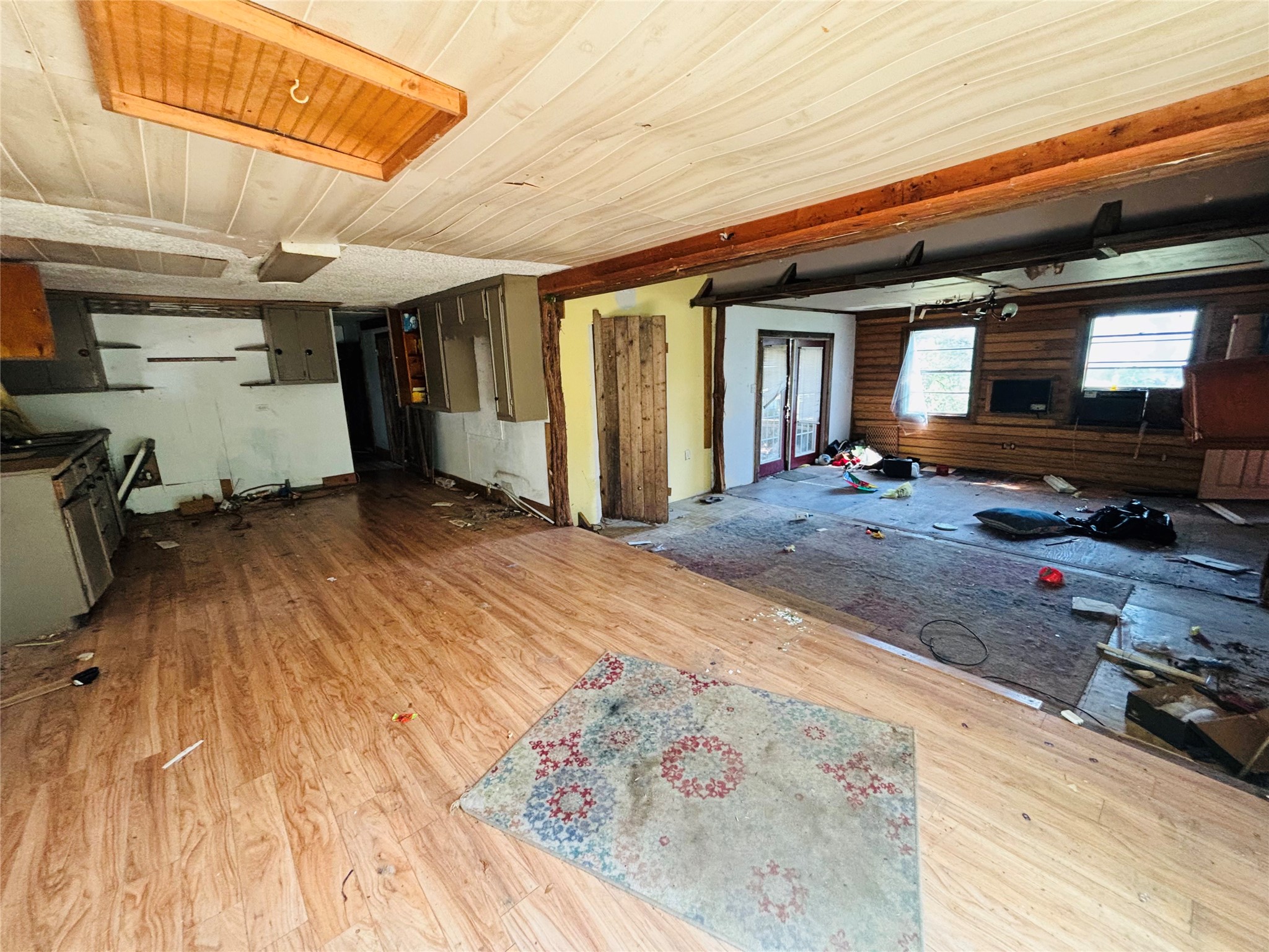 180 Canyon Drive
