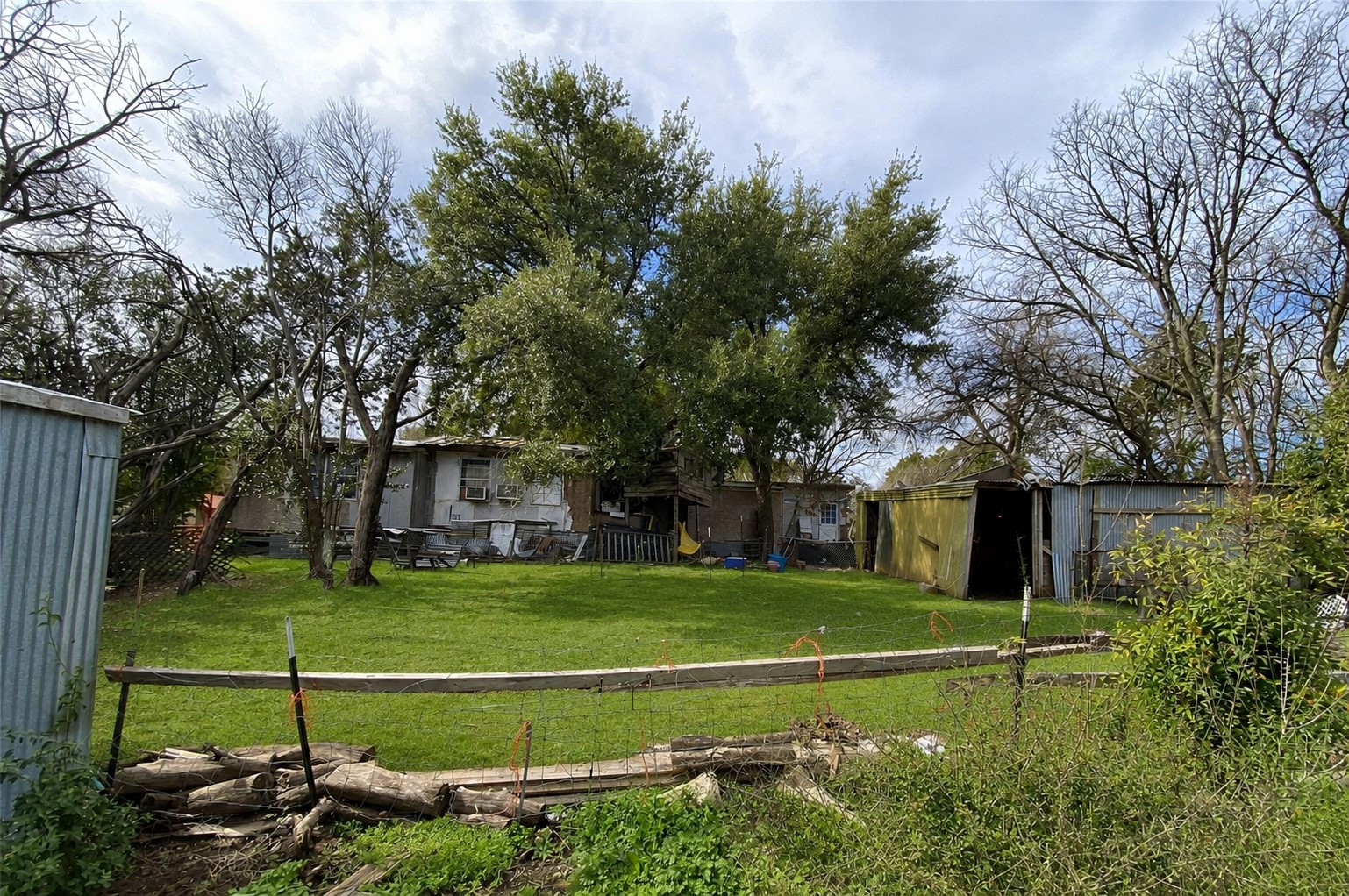 180 Canyon Drive