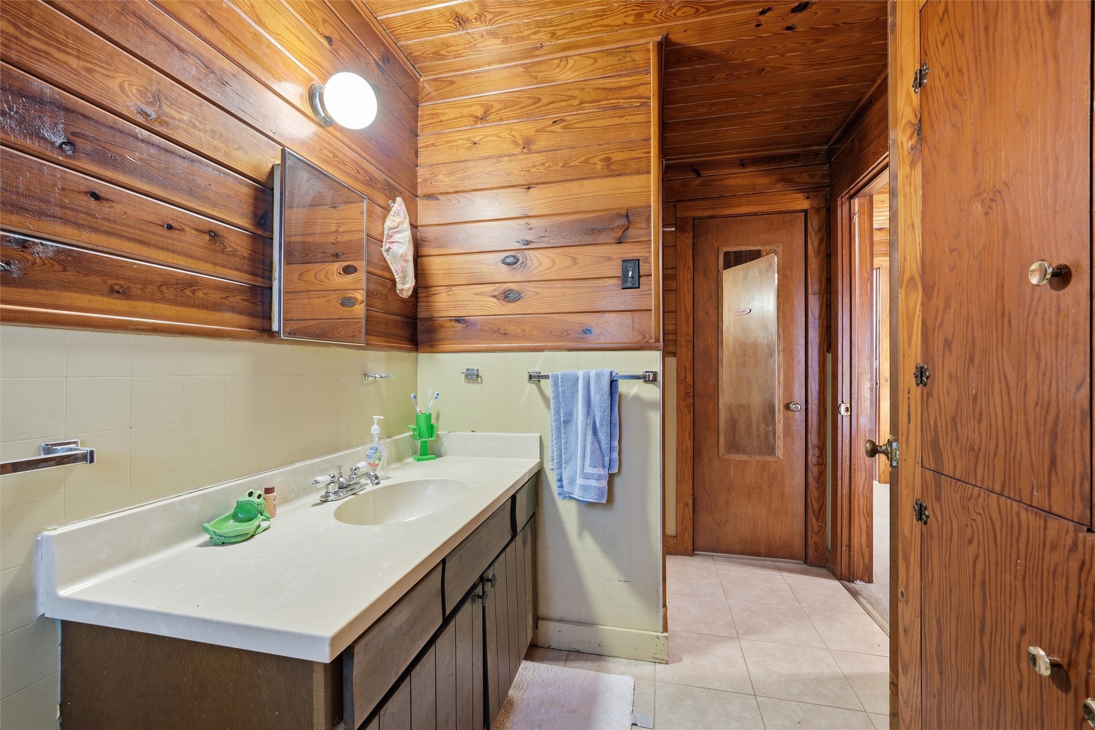 186 Waterview Drive