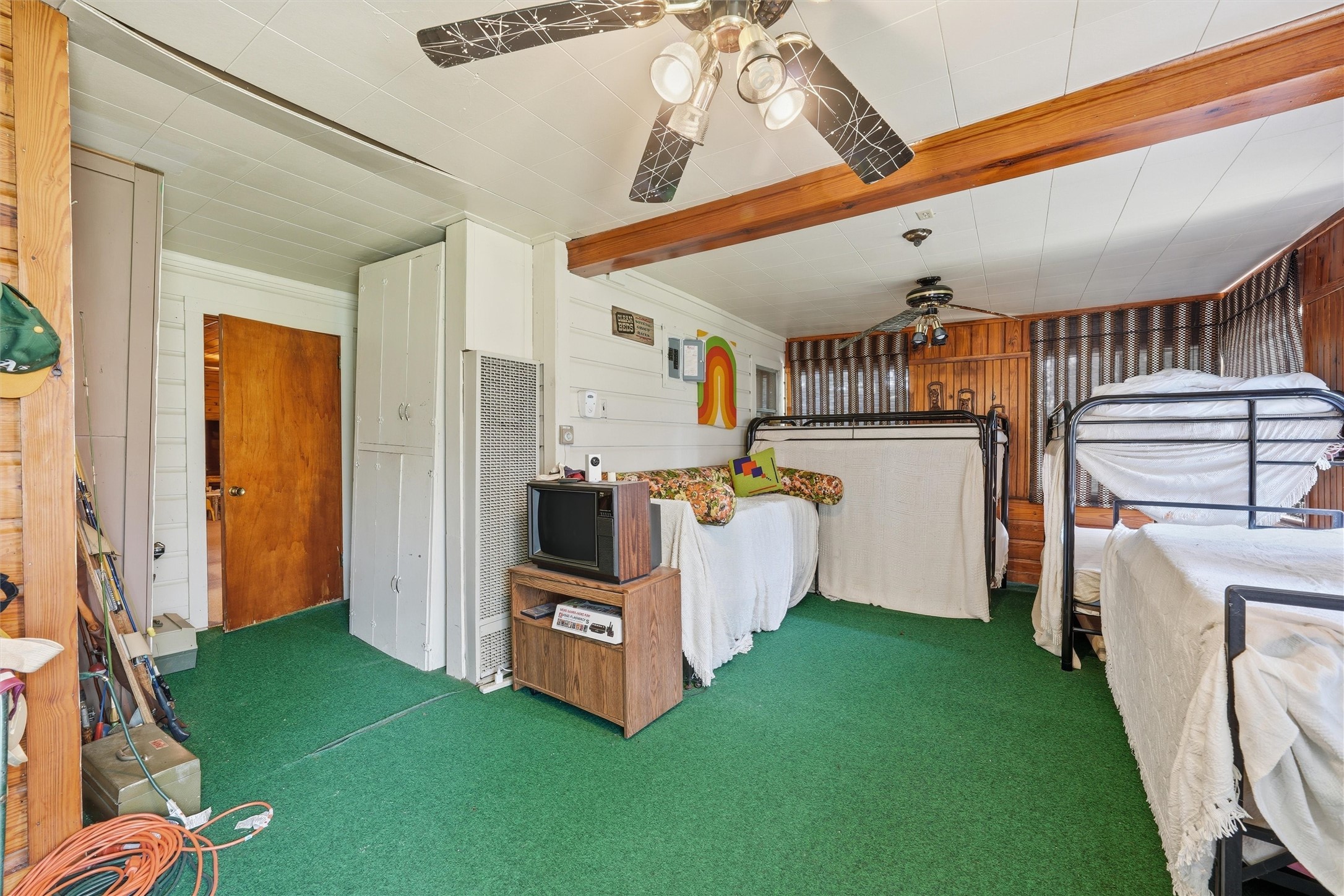 186 Waterview Drive