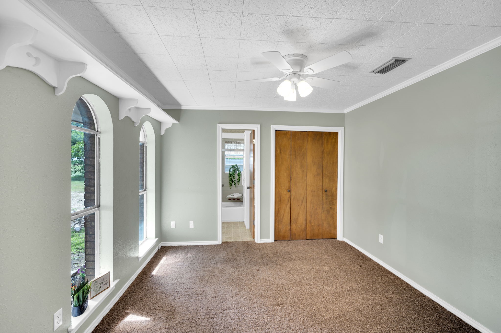 11642 Fm 157