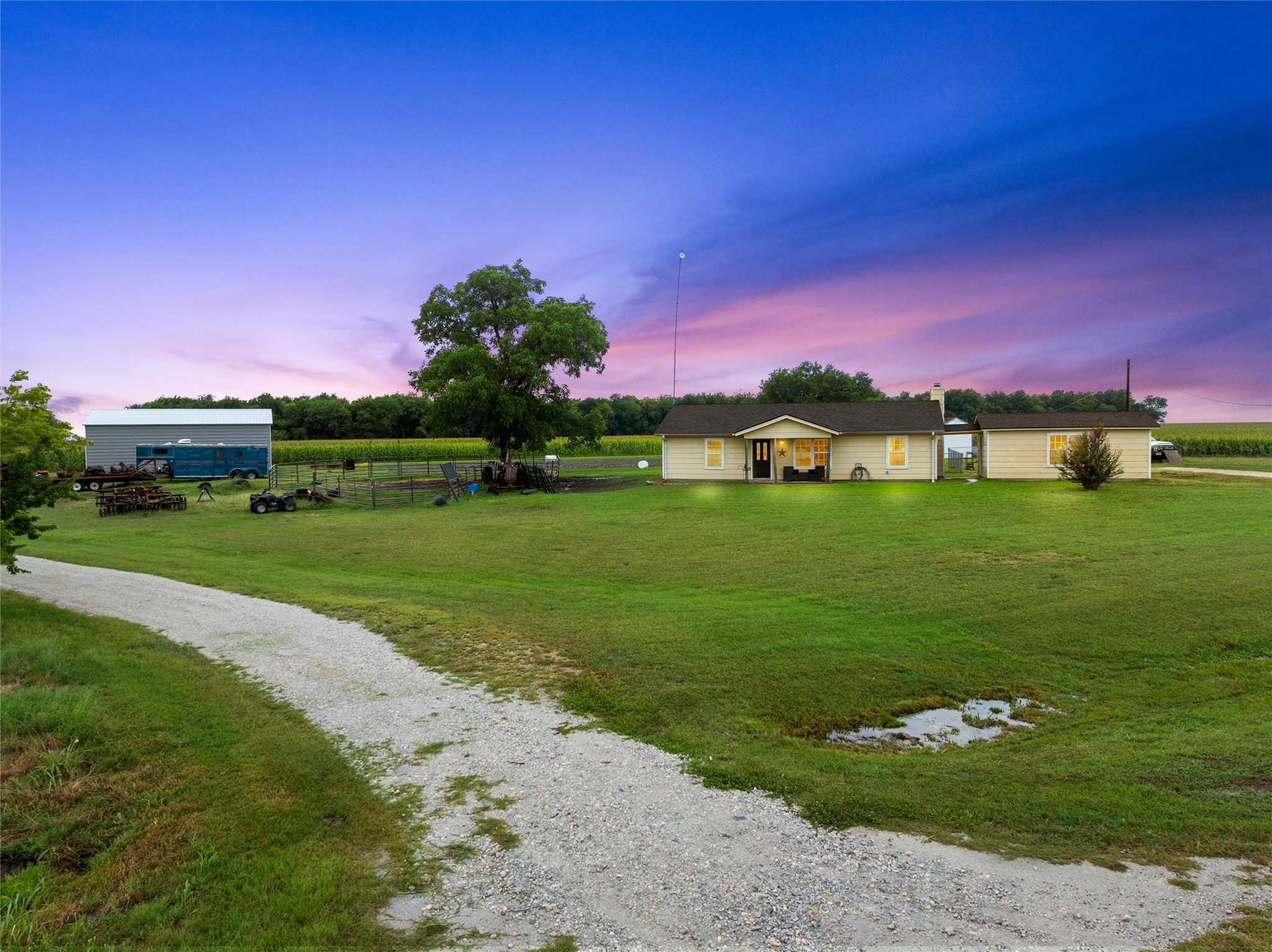 2851 Fm 339