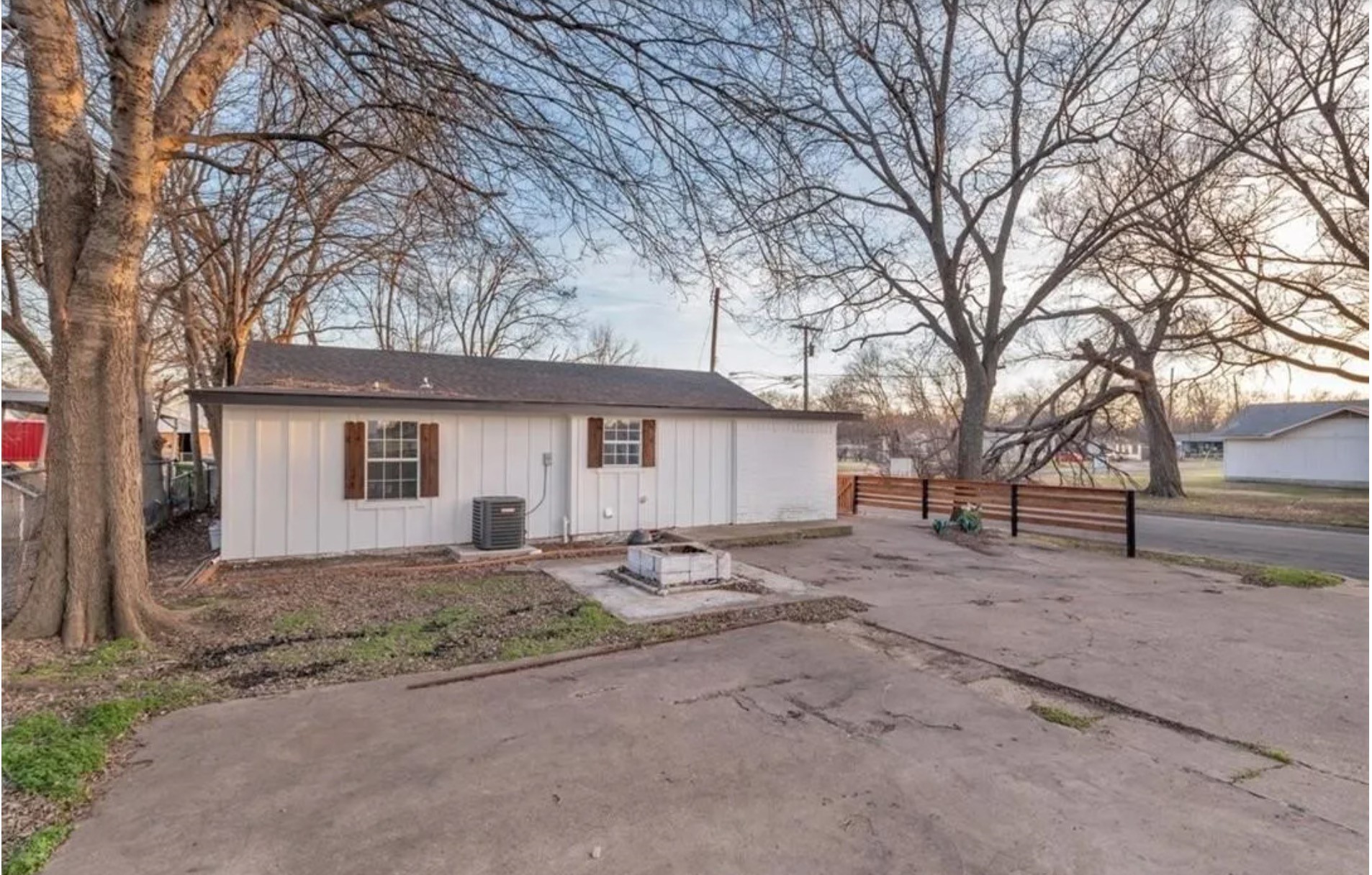 902 Calumet Street