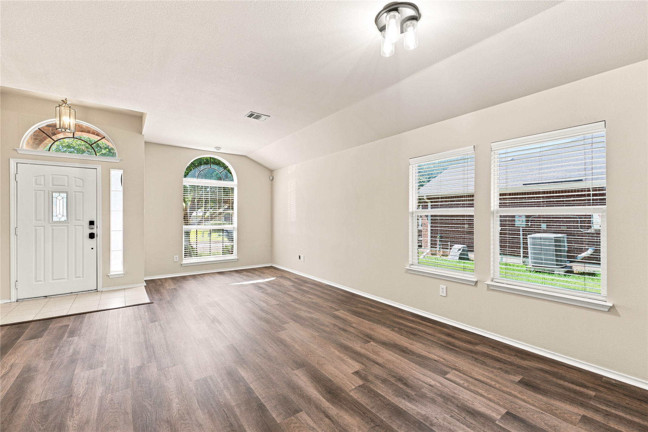 6541 Serena Lane