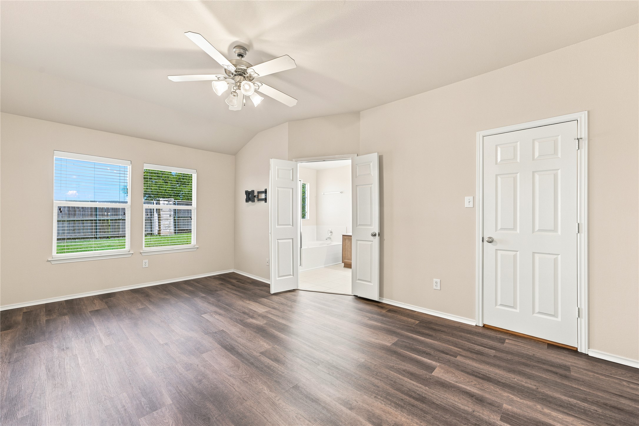 6541 Serena Lane
