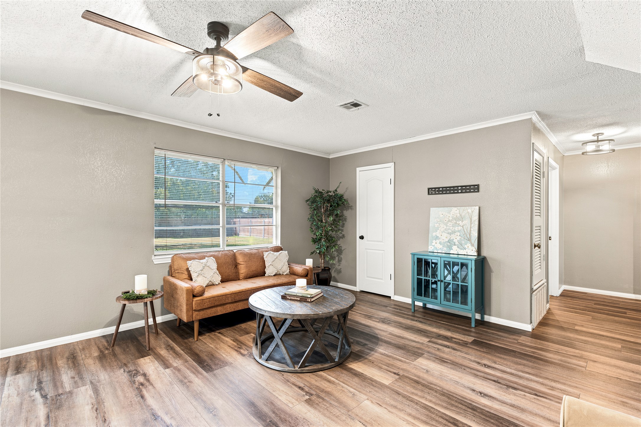 4506 Kendall Lane