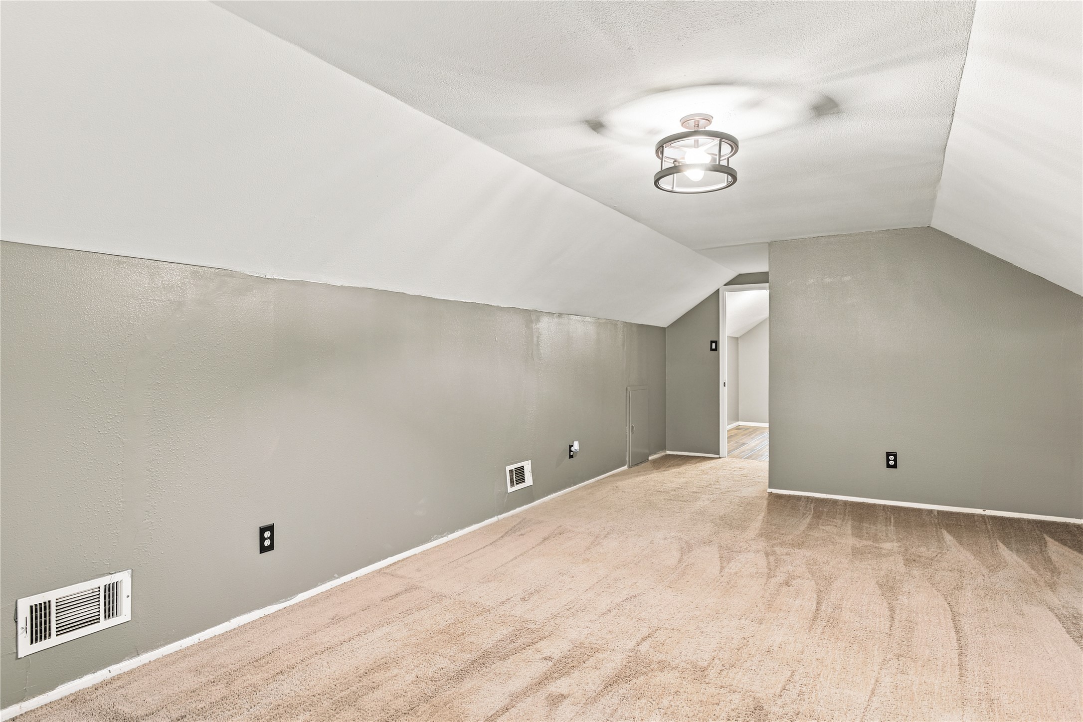 4506 Kendall Lane