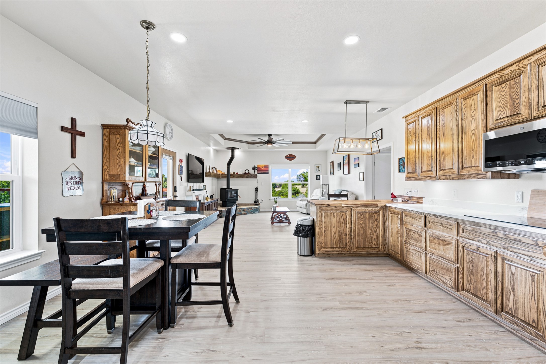 211 County Road 1511