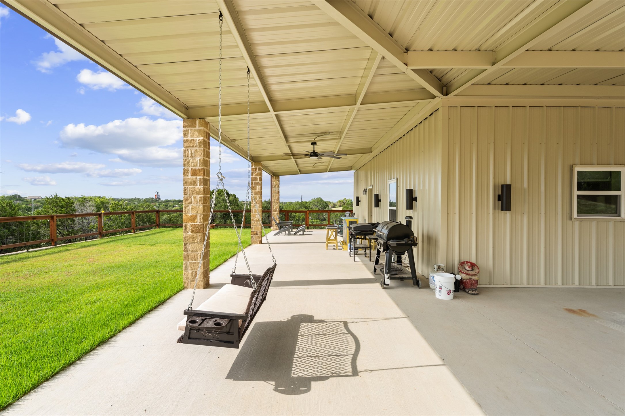 211 County Road 1511