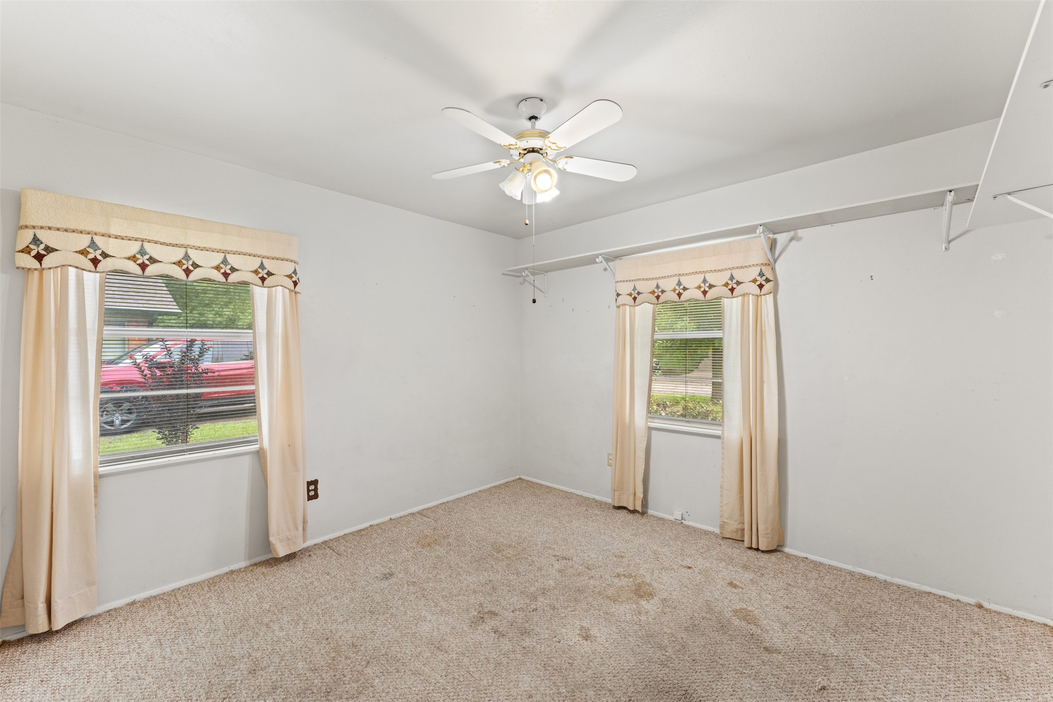 5700 Westlawn Drive